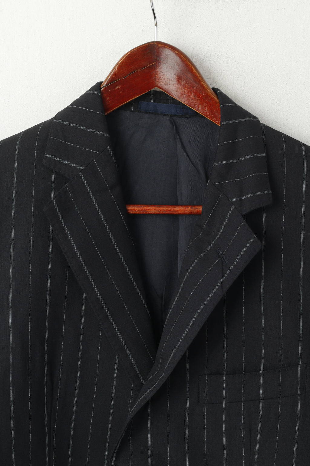 Aquascutum London Men 40 R Blazer Black Striped Wool Single Breasted Jacket