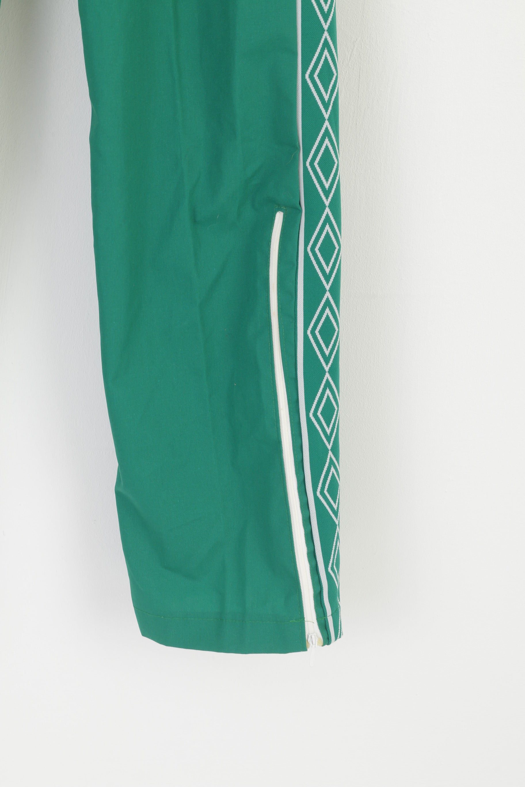 Umbro Youth 168 Pantalon de survêtement vert en coton mélangé vintage Norvège Pantalon rétro