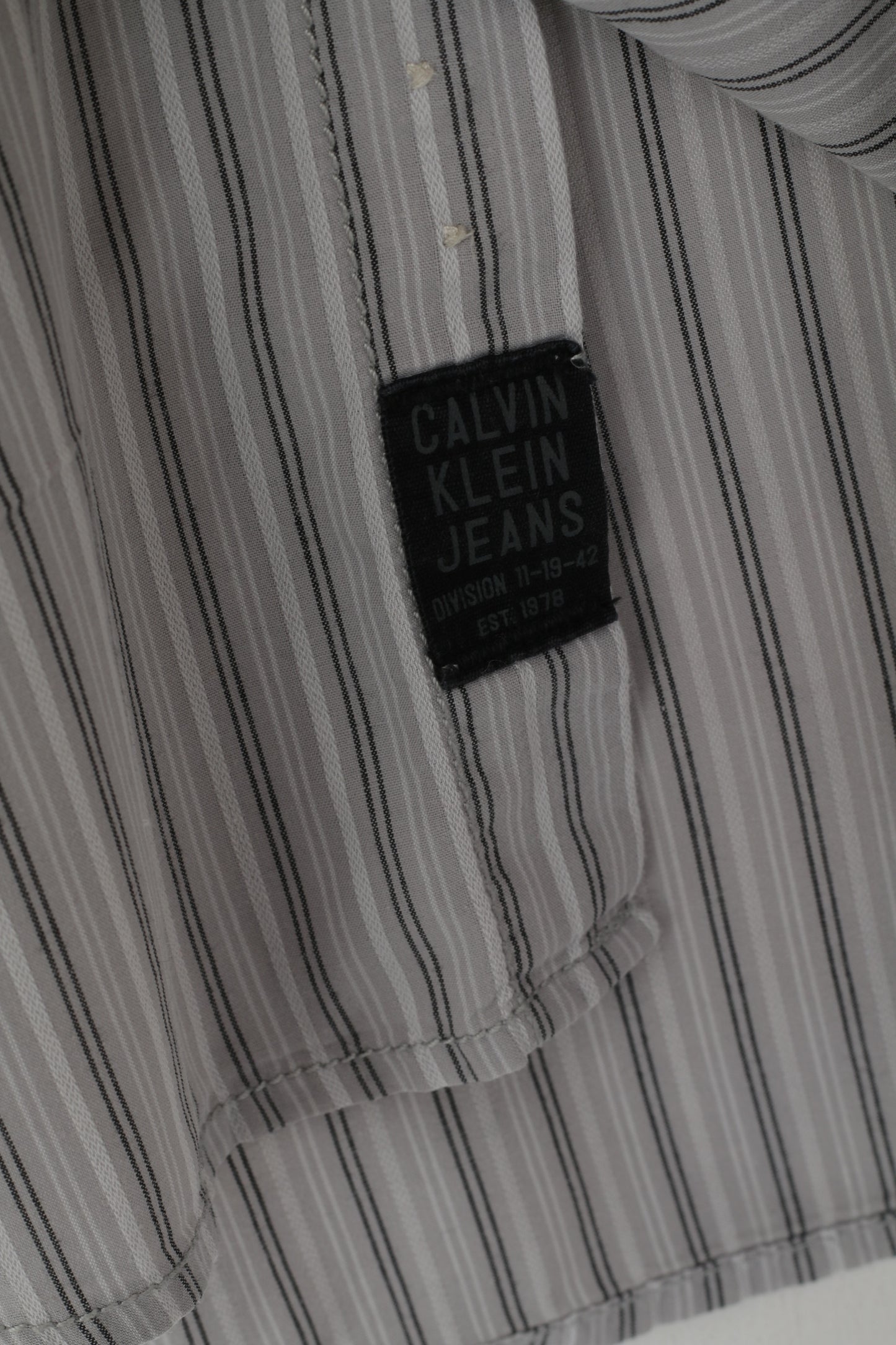 Calvin Klein Jeans Men M Casual Shirt Gray Striped Cotton Long Sleeve Top