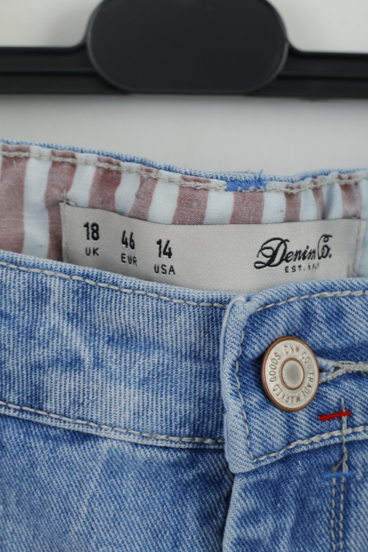 Denim Co. Womens 18 46 Shorts  Distressed Blue Denim  Cotton Jeans