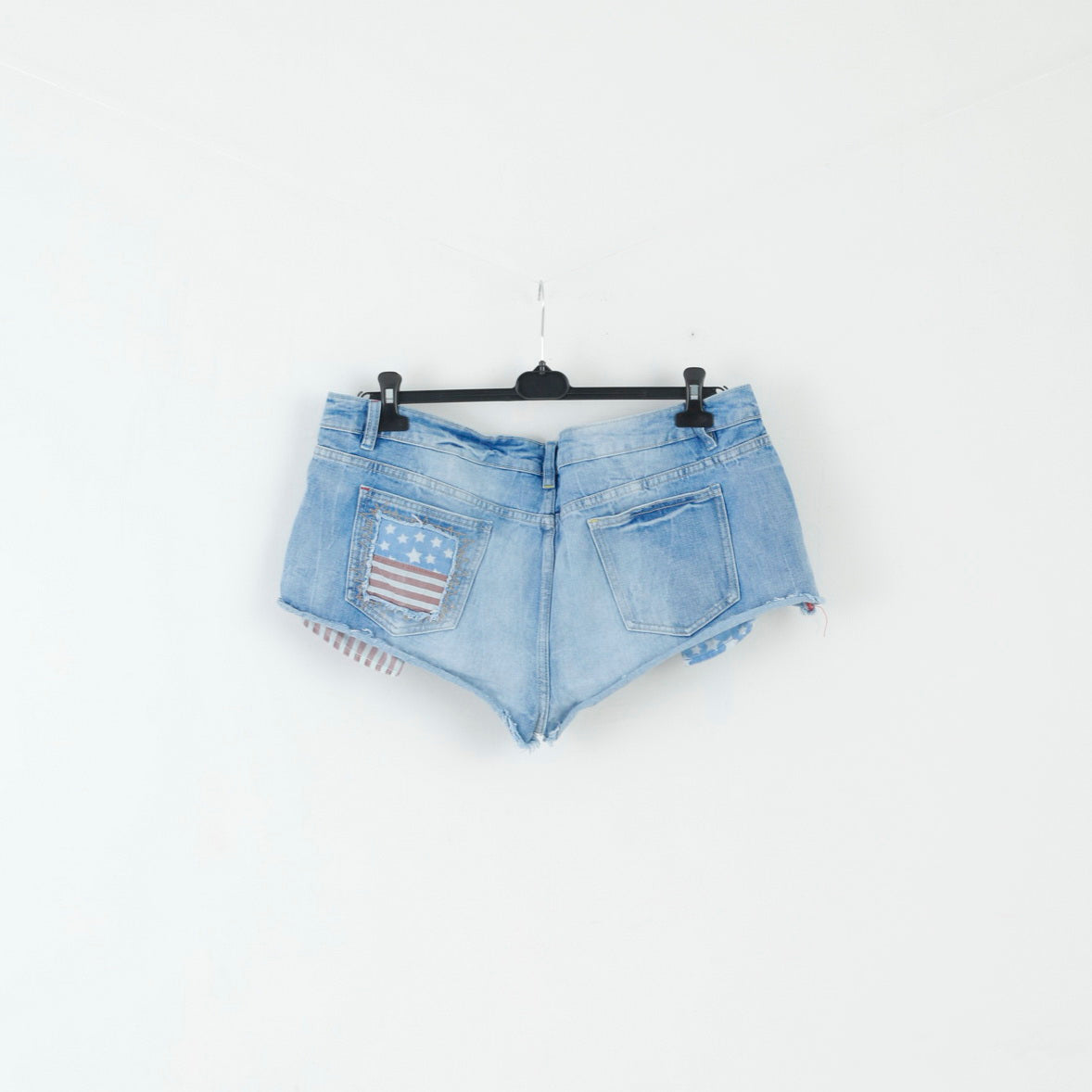 Denim Co. Womens 18 46 Shorts  Distressed Blue Denim  Cotton Jeans