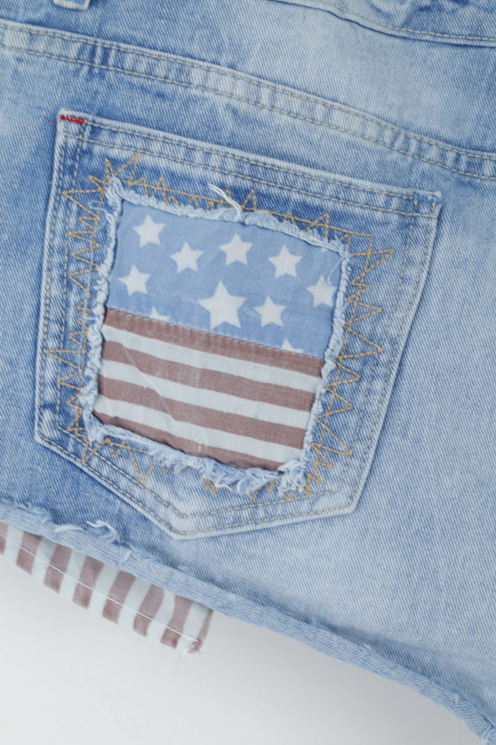 Denim Co. Womens 18 46 Shorts  Distressed Blue Denim  Cotton Jeans