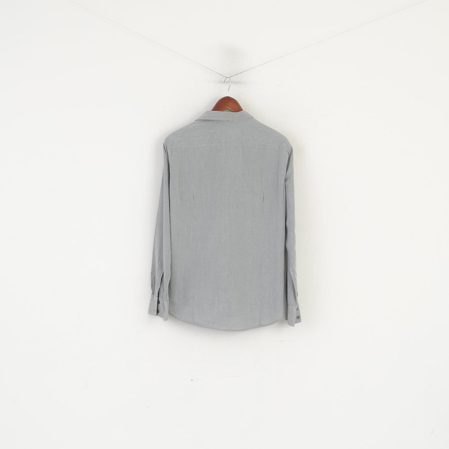 Hugo Boss Men L (M) Casual Shirt Grey Striped Cotton Hidden Buttons Long Sleeve Top