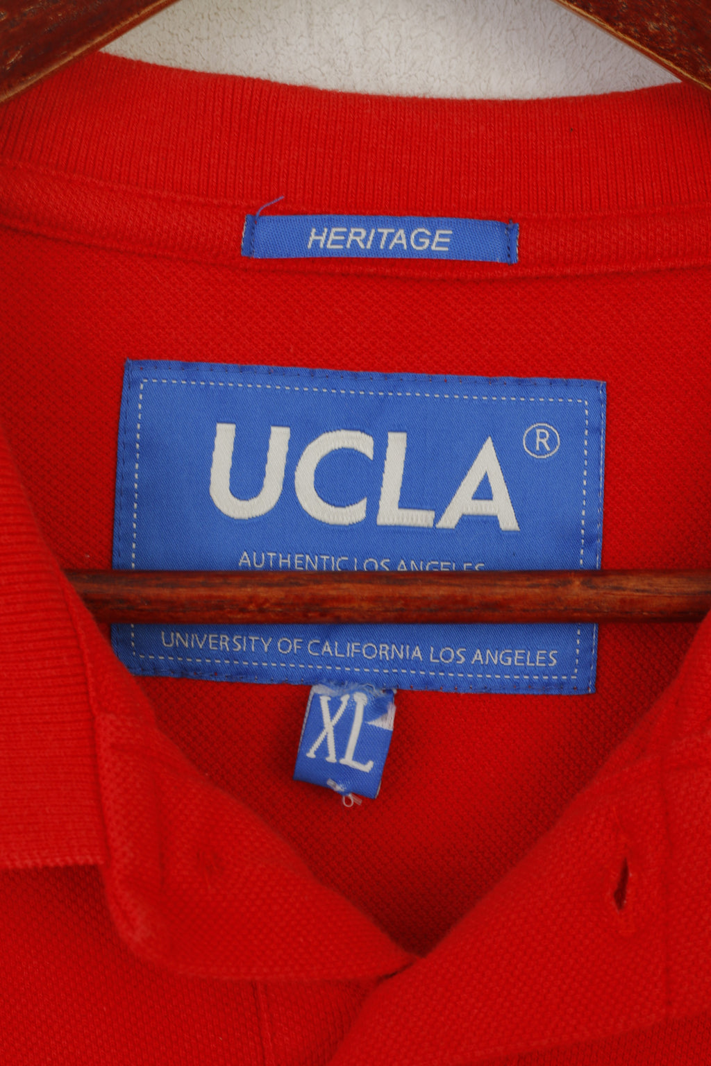 Ucla Hommes XL Polo Rouge Coton Varsity Boutons Détaillés Los Angeles Collegiate Top