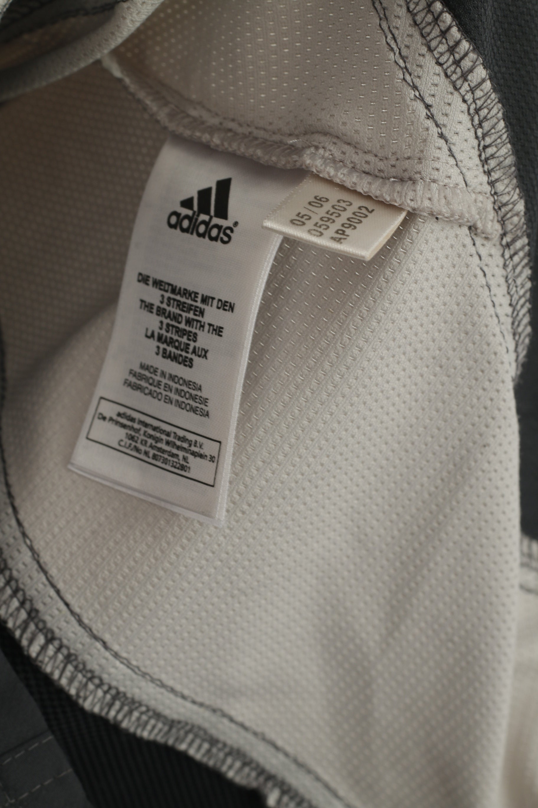 Adidas Femmes 12 38 M Veste Gris Foncé Sportswear Fit Full Zip vintage Coupe-Vent