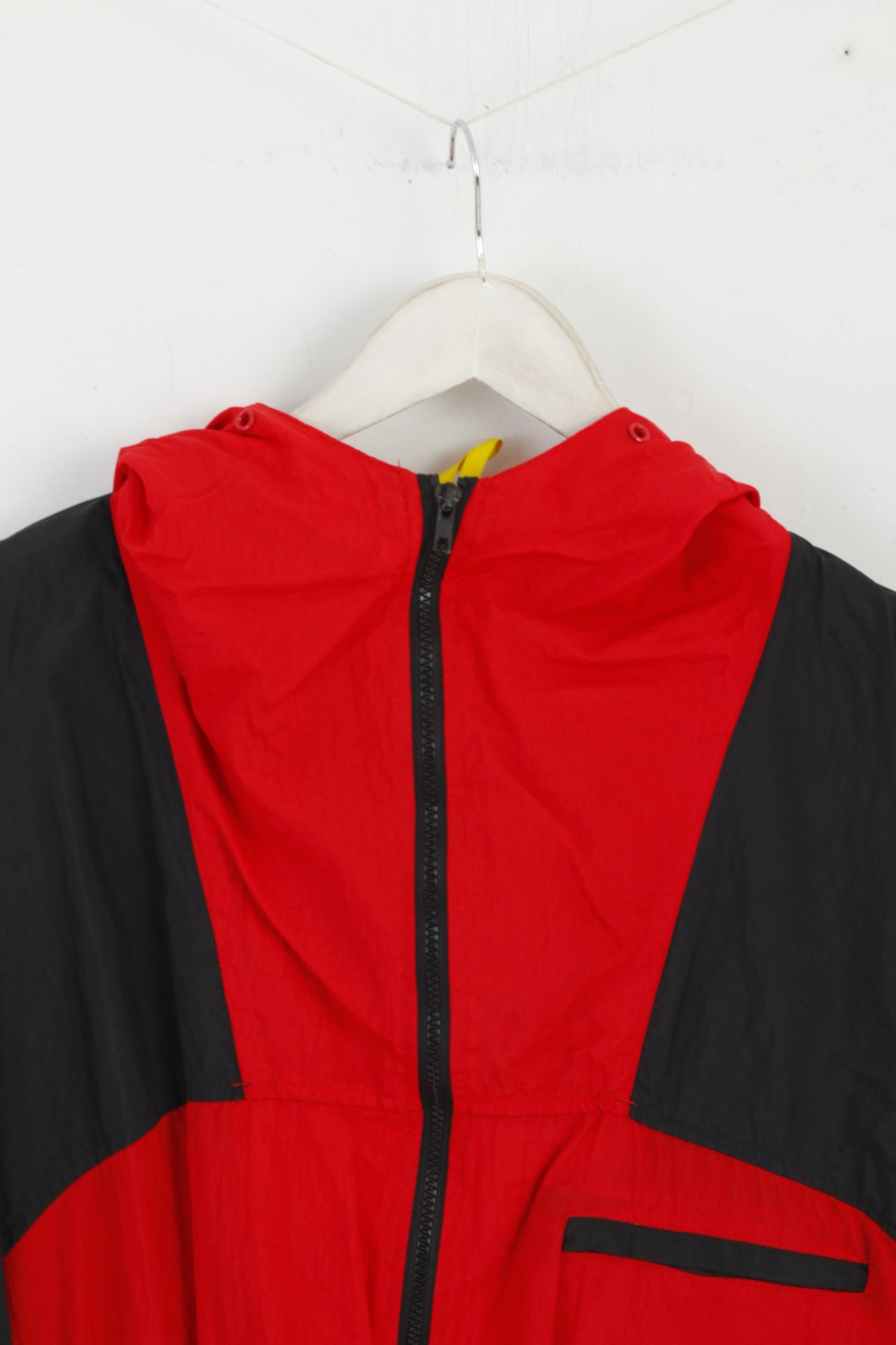 Marlboro Adventure Team Men L Jacket Nylon Red Black Vintage '90 Zip Up Top
