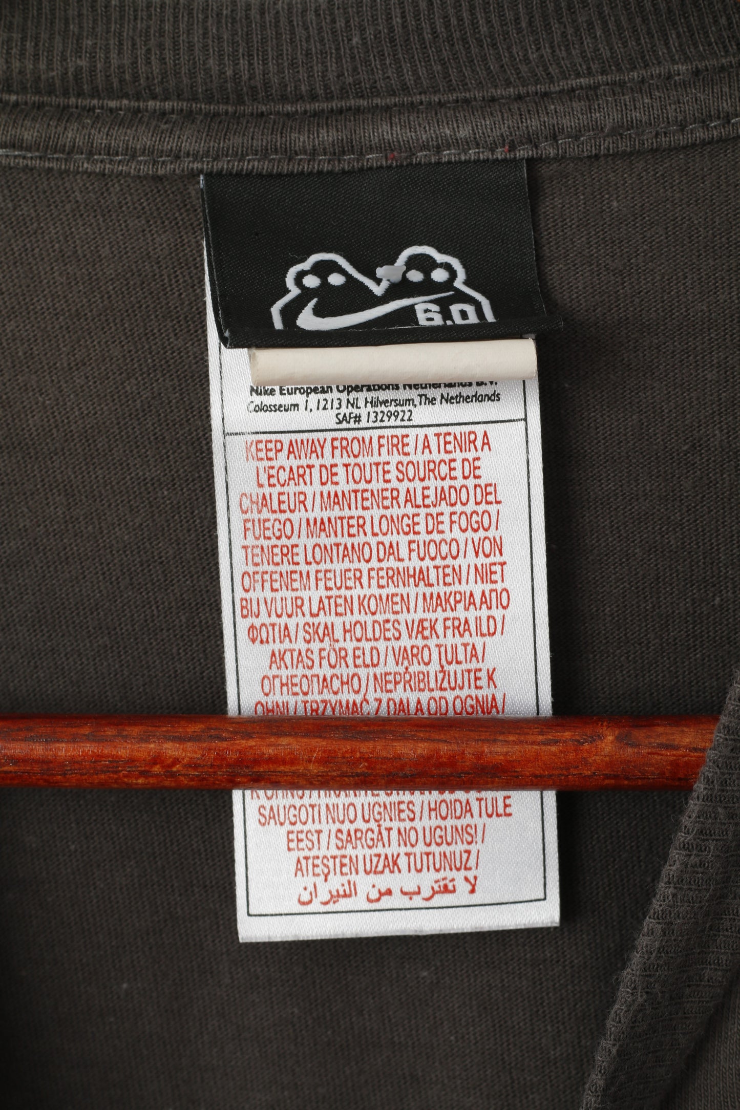 Nike Homme L T-Shirt Gris Coton Graphique 6.0 Sportswear Ras du Cou Haut