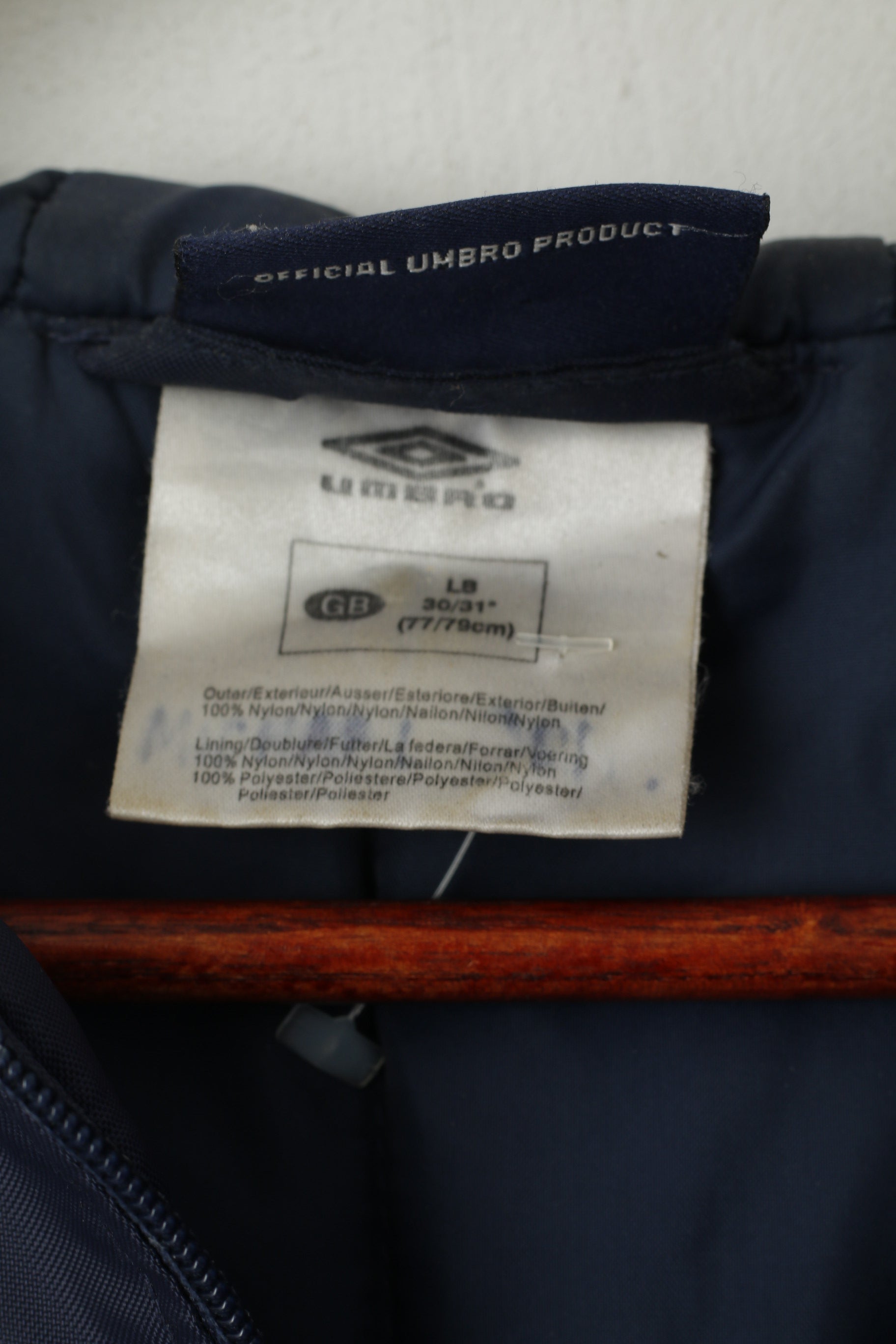 Umbro Garçons LB 30/31' 10-12 Âge Veste Marine Nylon Imperméable À Capuchon Automne Haut