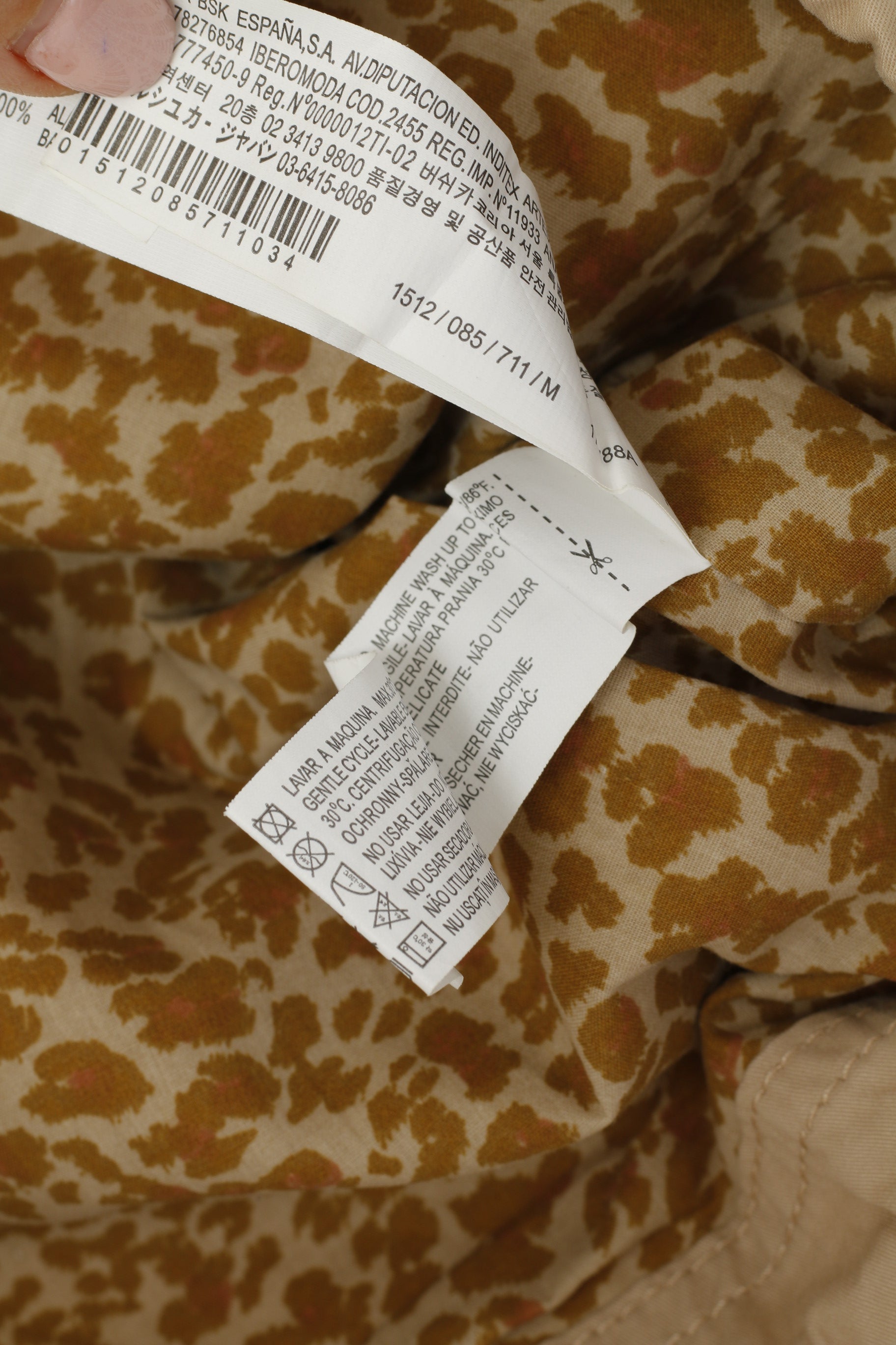 Giacca Bershka da donna M (S) Top sportivo con tasche a scatto in cotone corto beige