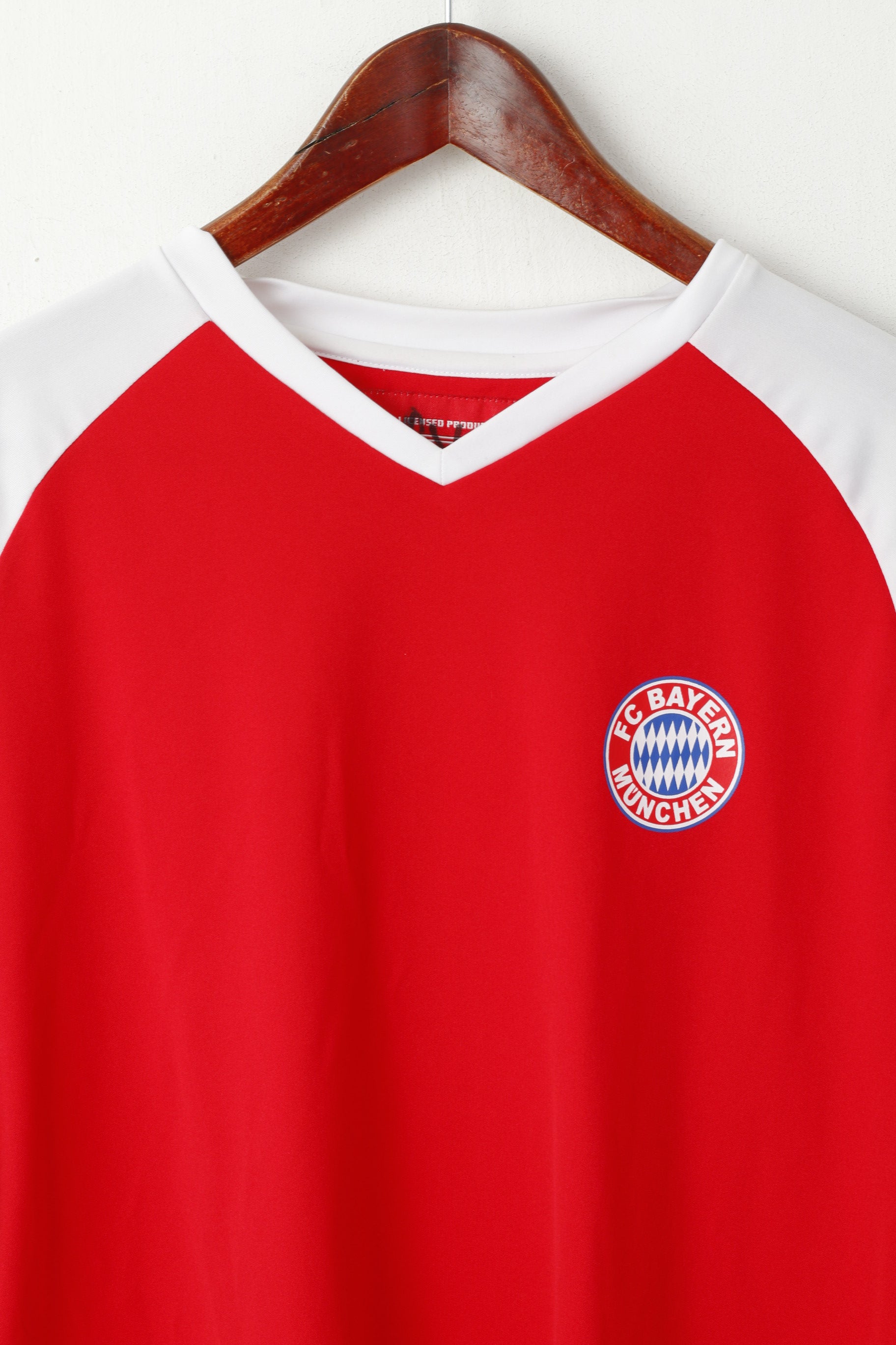 FC Bayern Munchen Men L Shirt Red Football Munich Official Jersey V Neck Top