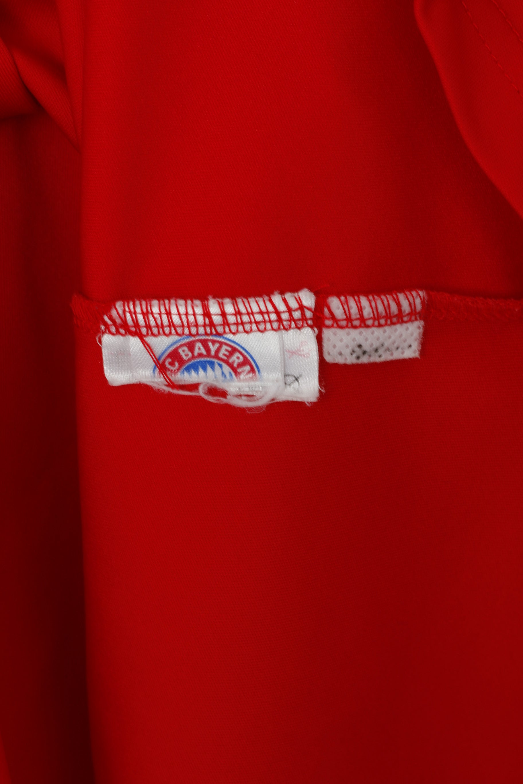 FC Bayern Munchen Men L Shirt Red Football Munich Official Jersey V Neck Top