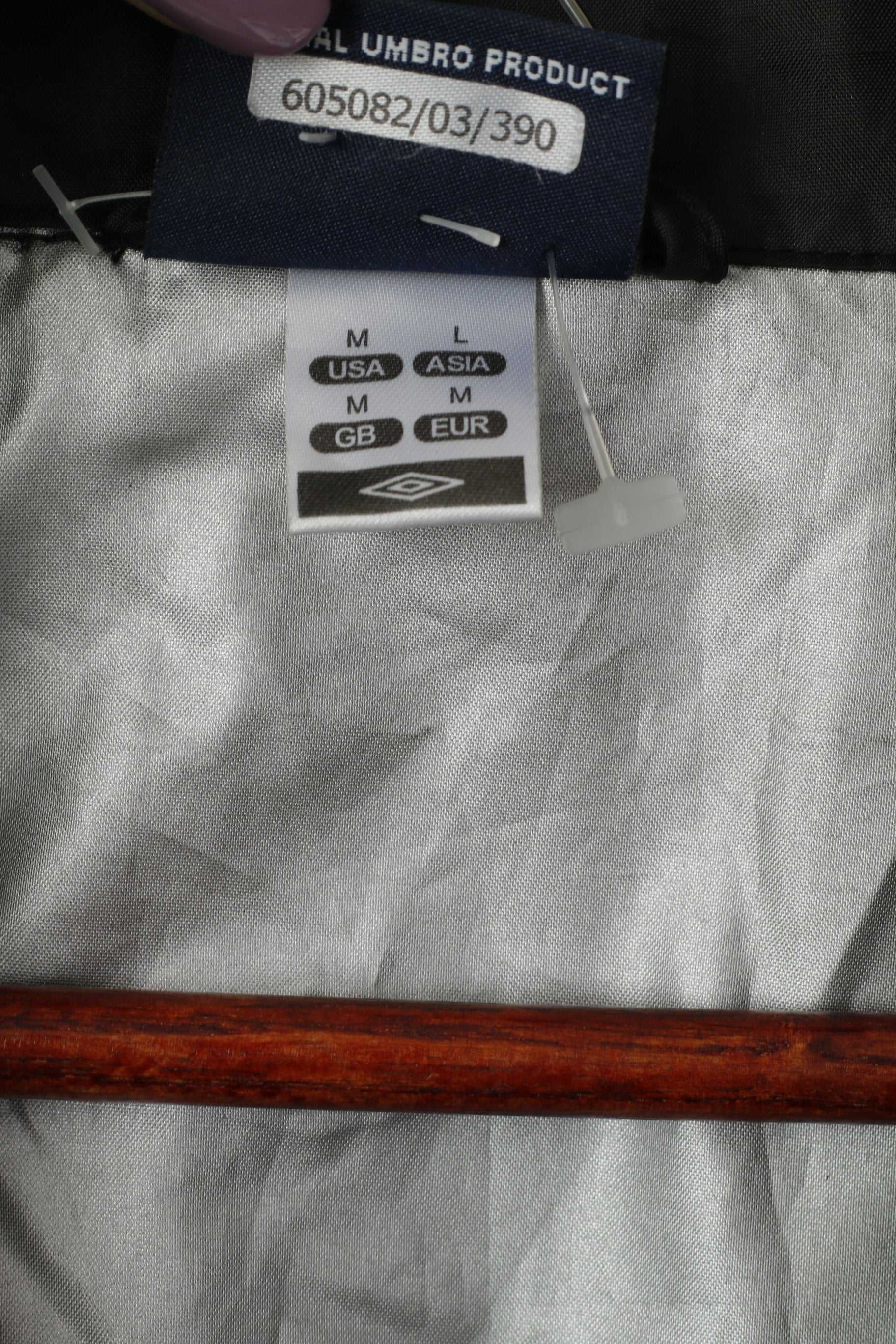 Umbro Giacca da uomo M Pullover nero con cappuccio e zip, tasca a marsupio, top sportivo