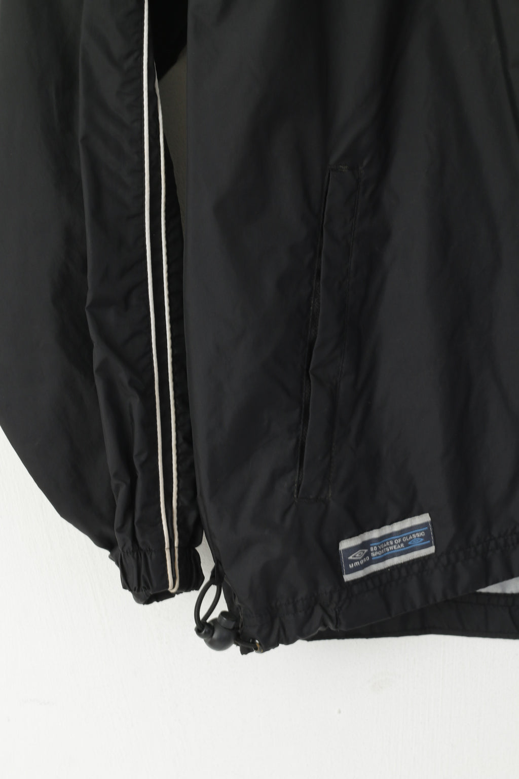 Umbro Men S Pullover Jacket Black Nylon Hooded Activewear Sport Training Top