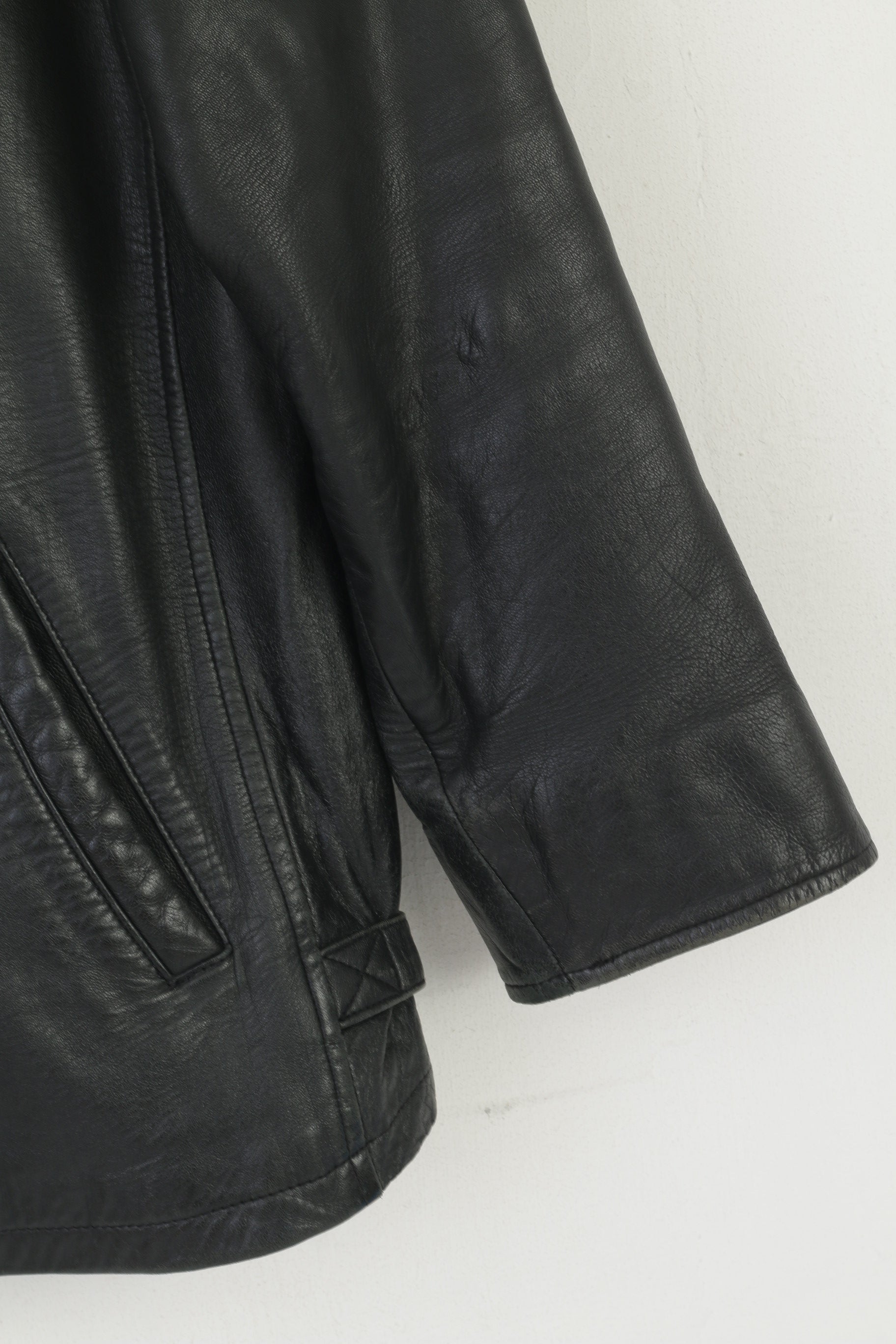 Vintage Men M Jacket Black Leather Soft Classic Full Zipper Shoulder Pads Top