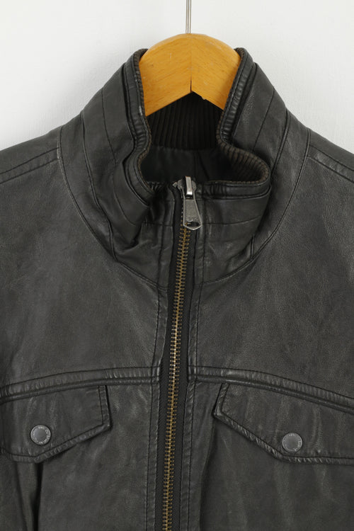 Bershka Homme L (M) Veste Simili Cuir Marron Foncé Fermeture Éclair Complète Patchs Biker