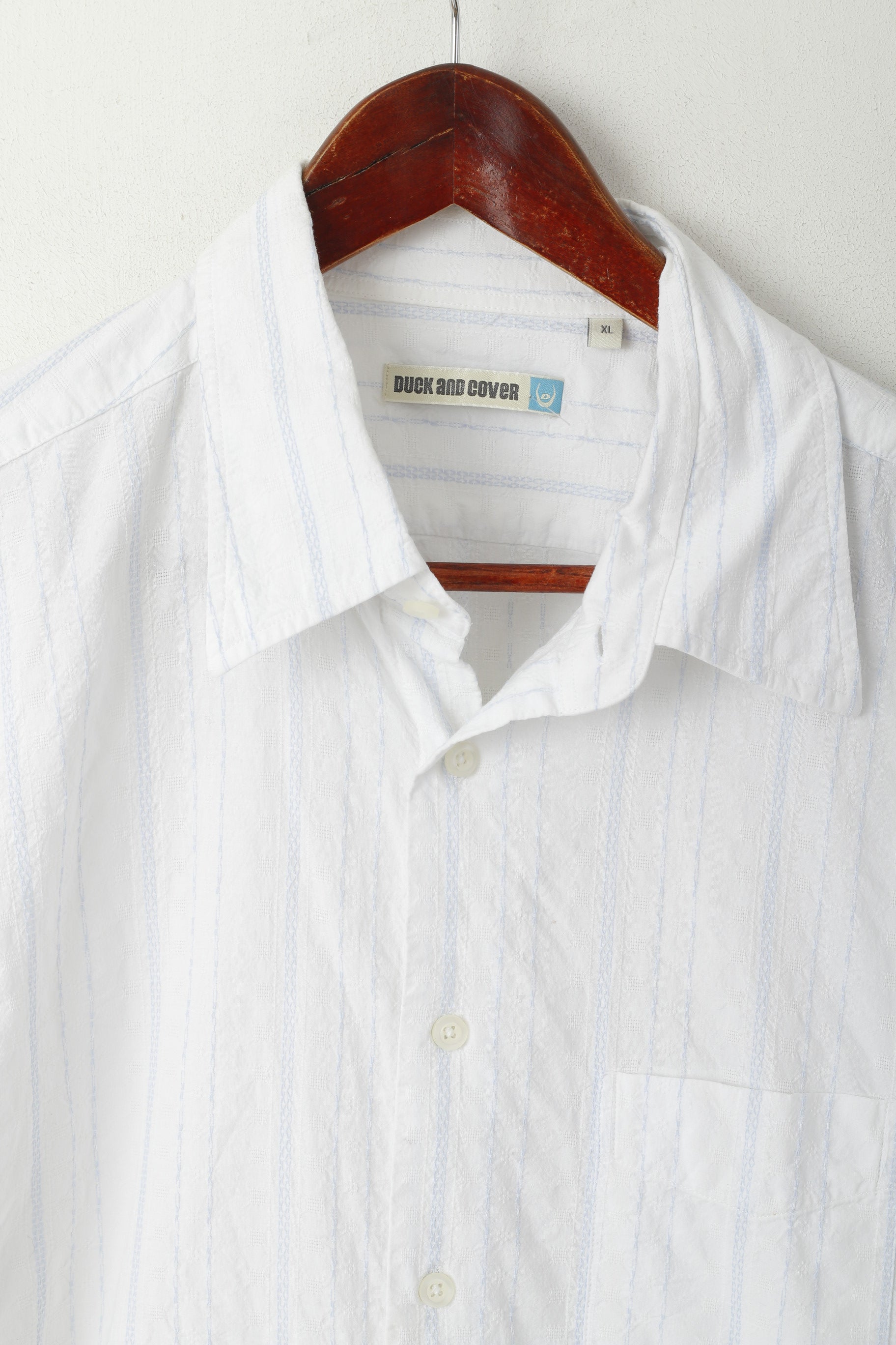 Duck and Cover Men XL (L) Camicia casual Top a maniche lunghe con trama a righe in cotone bianco