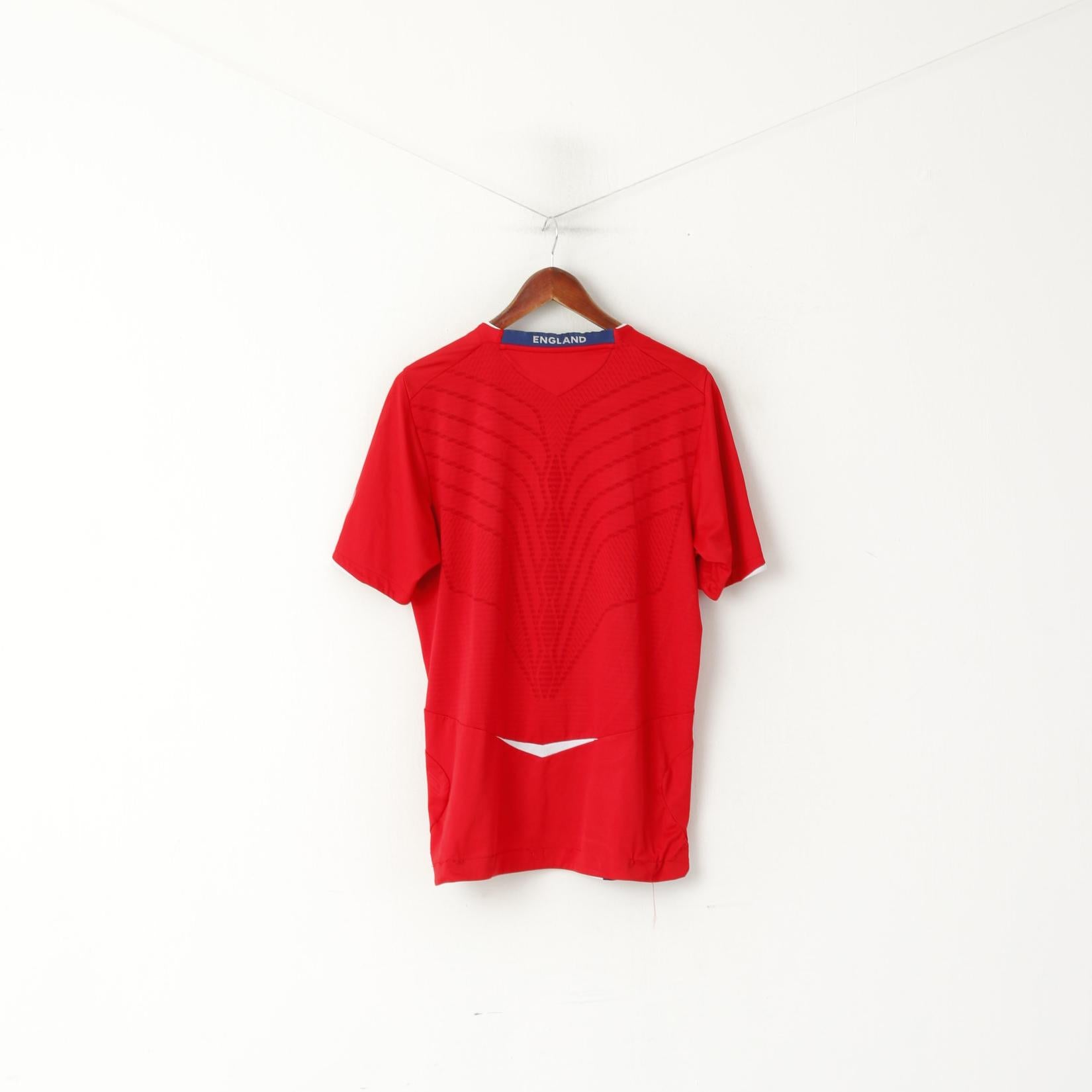Umbro National England Team Men M Shirt Red Football Kick Off 2008 Jersey Top