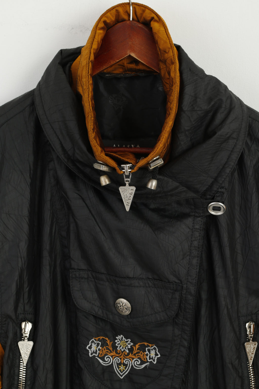 Alaska Snow Dancer Women 38 Ski Suit One Piece Black Gold Shiny Vintage Nylon Snowboarding Austria Skiwear