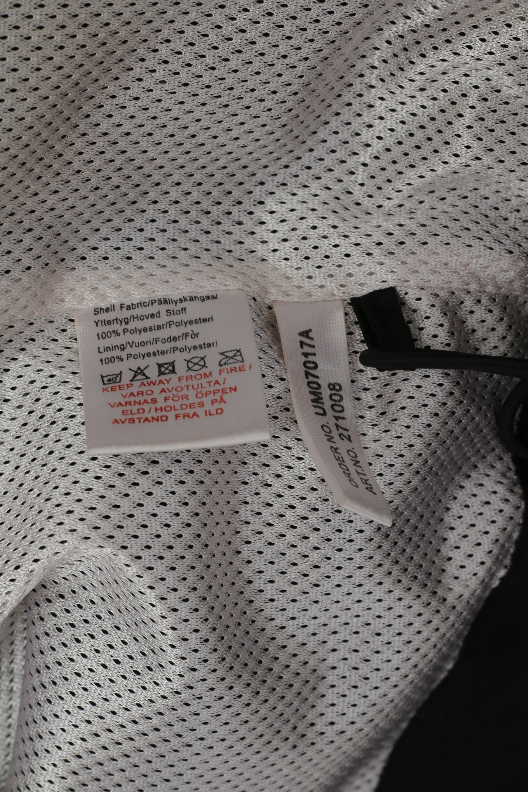 Umbro Giacca pullover XL da uomo nera Hallsbergs Bollklubb Top attivo riflettente con zip e collo