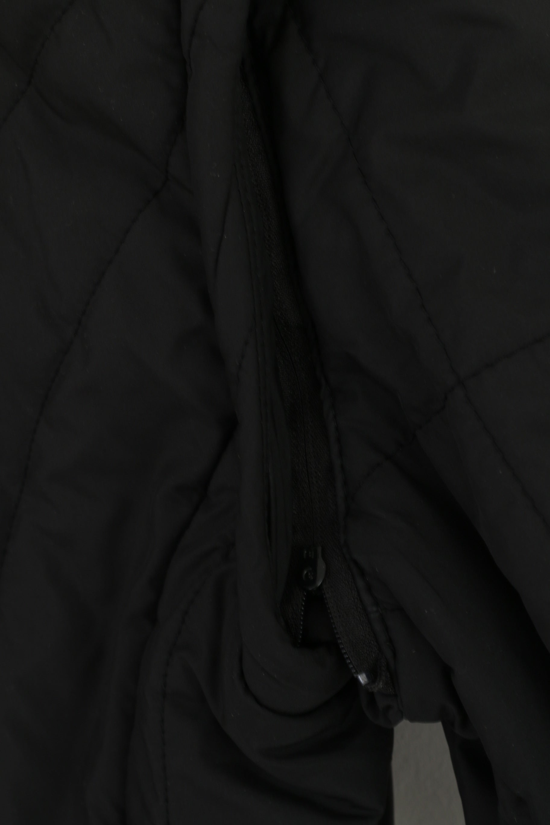 Marks &amp; Spencer Veste noire à manches amovibles et capuche cachée pour femme 14 M
