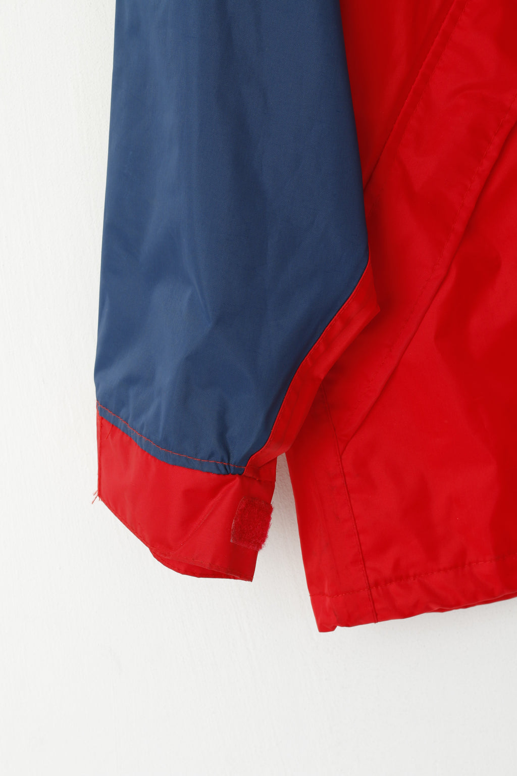 Veste Etirel le Sportif Youth 164 en nylon rouge marine avec capuche cachée imperméable en PVC