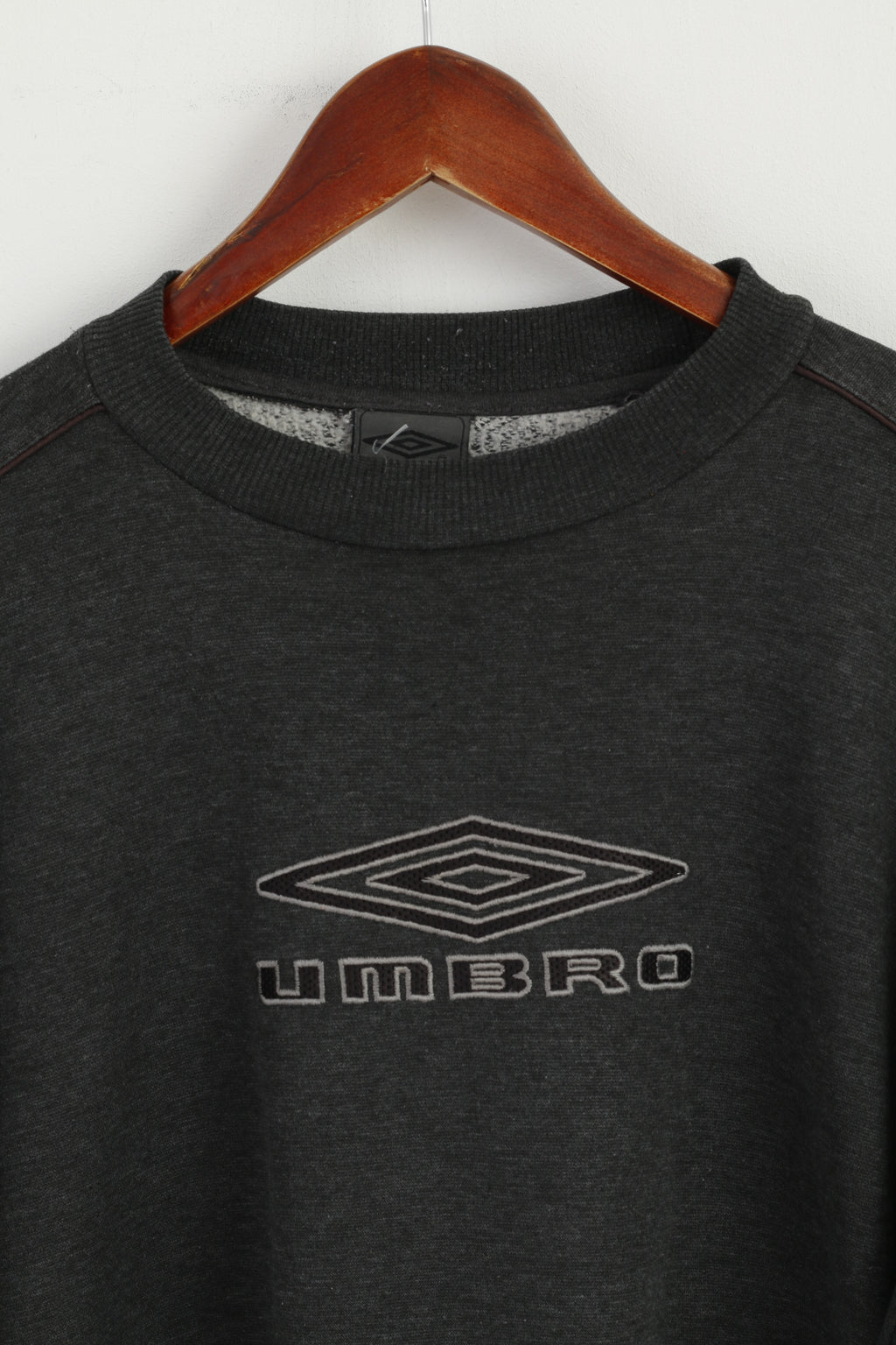 Felpa Umbro da uomo M. Felpa con logo sportivo retrò in cotone grigio scuro