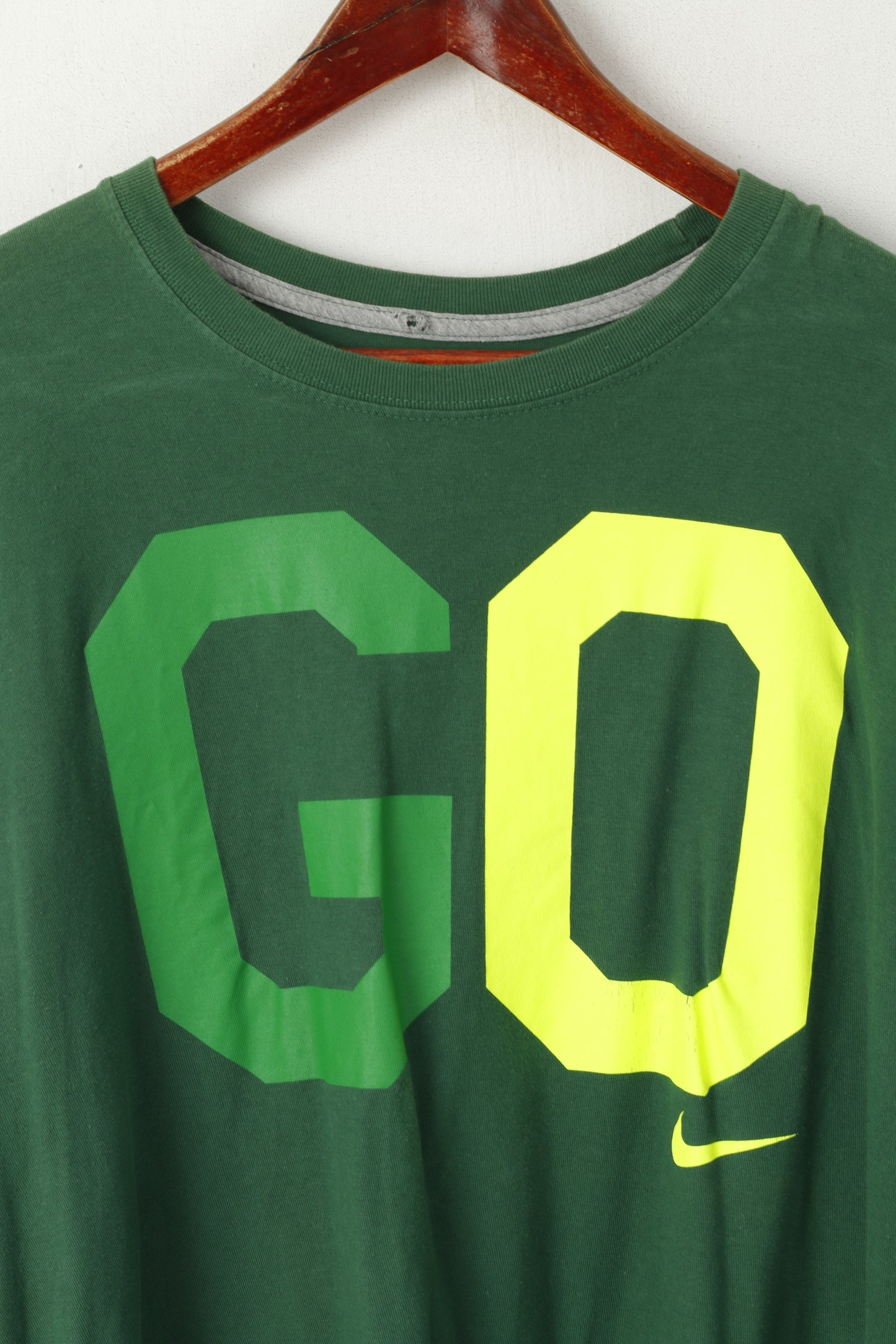 Nike Men XXL T- Shirt Green Cotton Athletic Dept Standard Fit Go Faster Top