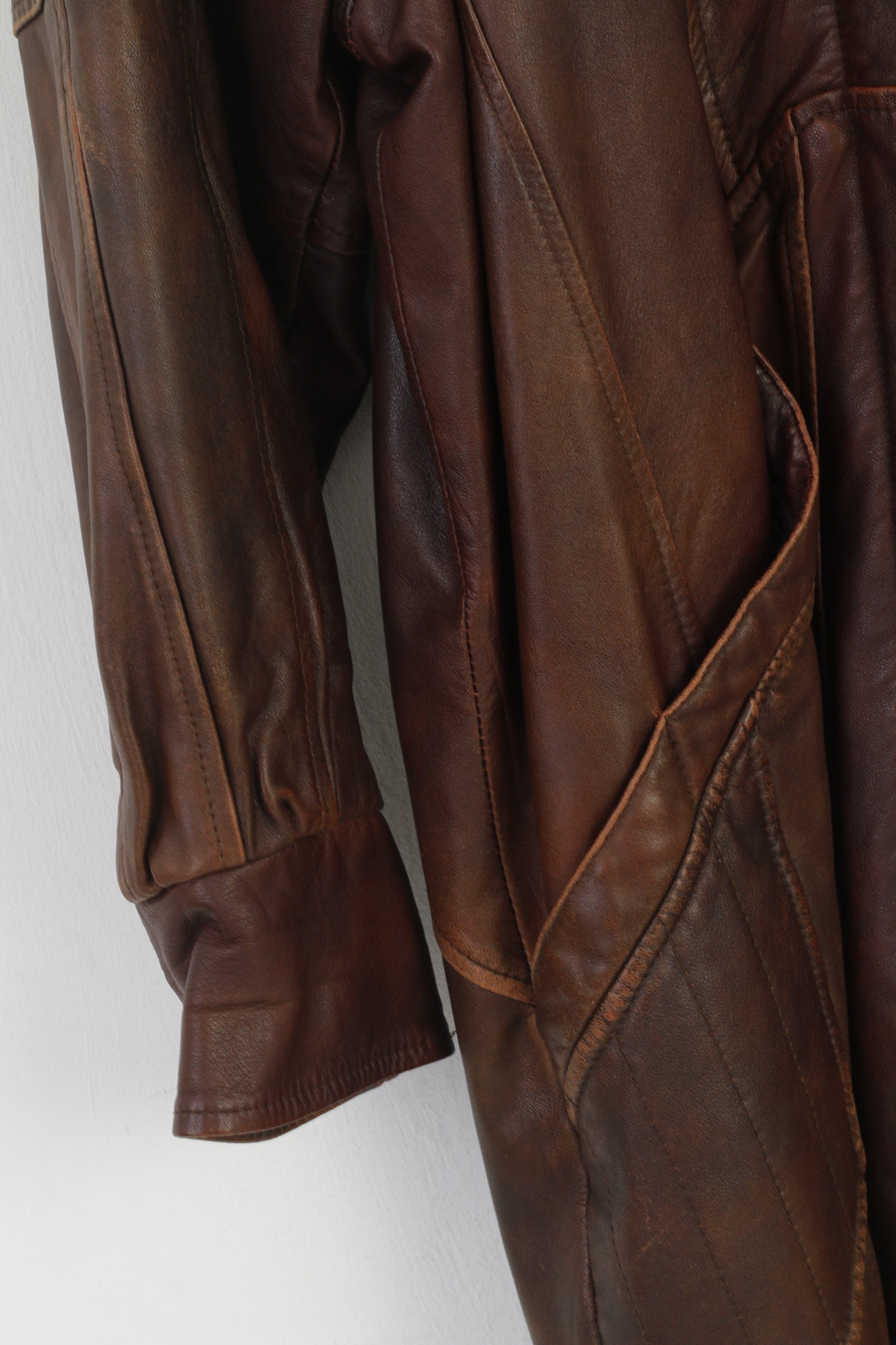Mokka Nappa Finland Femmes 40 L Manteau Marron Cuir Doublé Épaulettes Vintage Zip Up