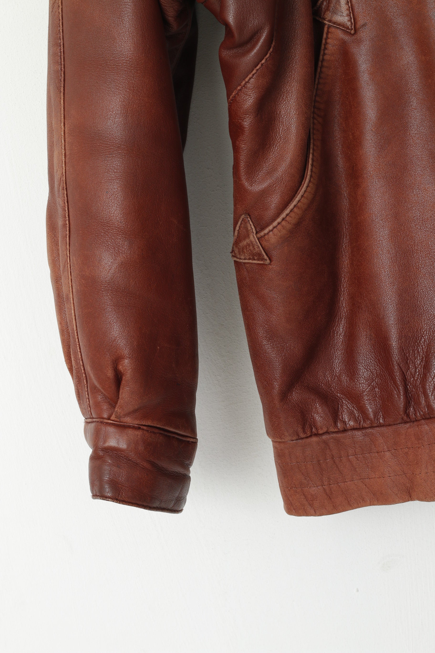 DENNIS Femme 38 M Veste Marron Délavé Cuir Vintage Zip Up Raglan Sleeve Top