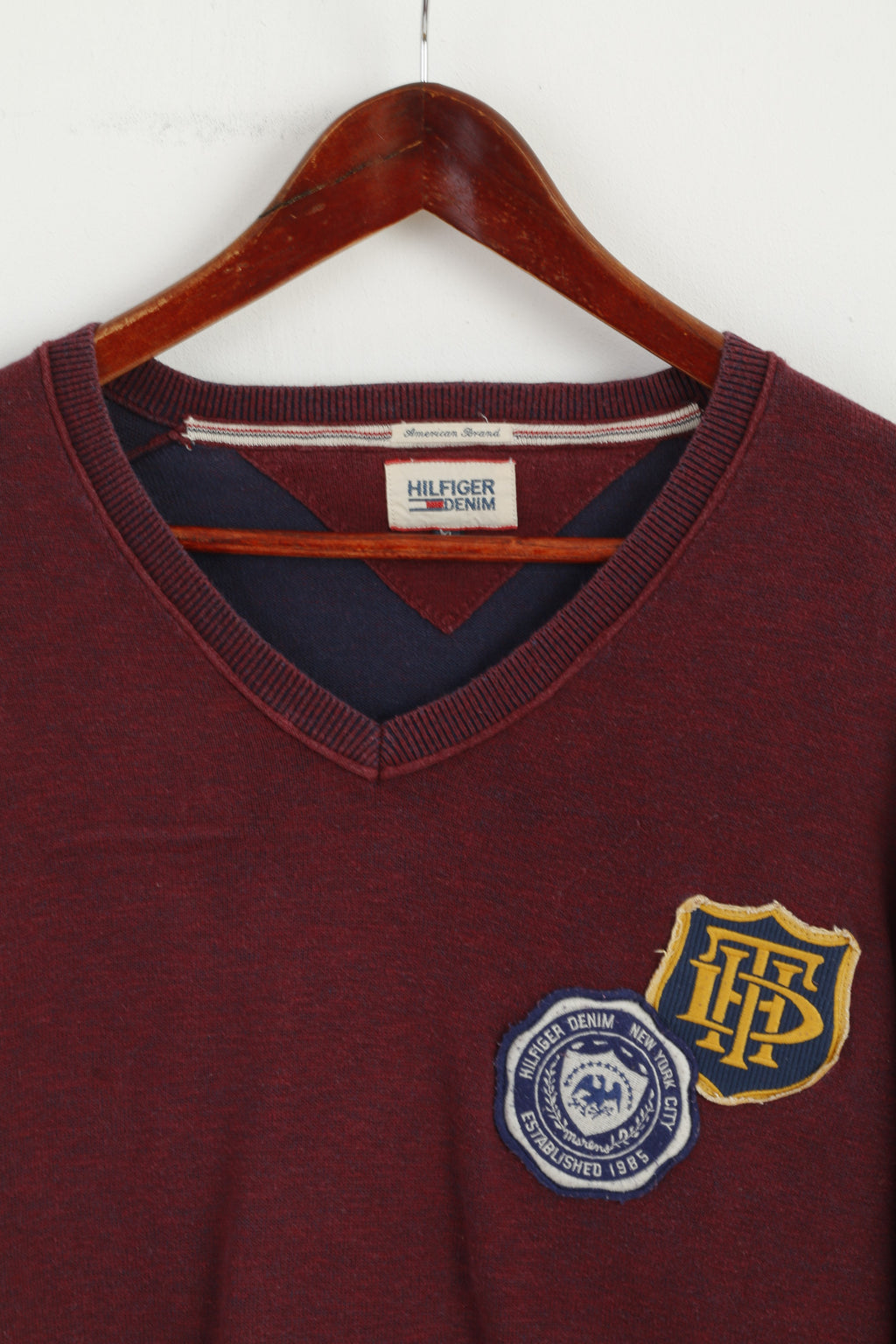 Maglione Hilfiger Denim Uomo XL (L) Maglione classico Tommy in cotone con scollo a V marrone