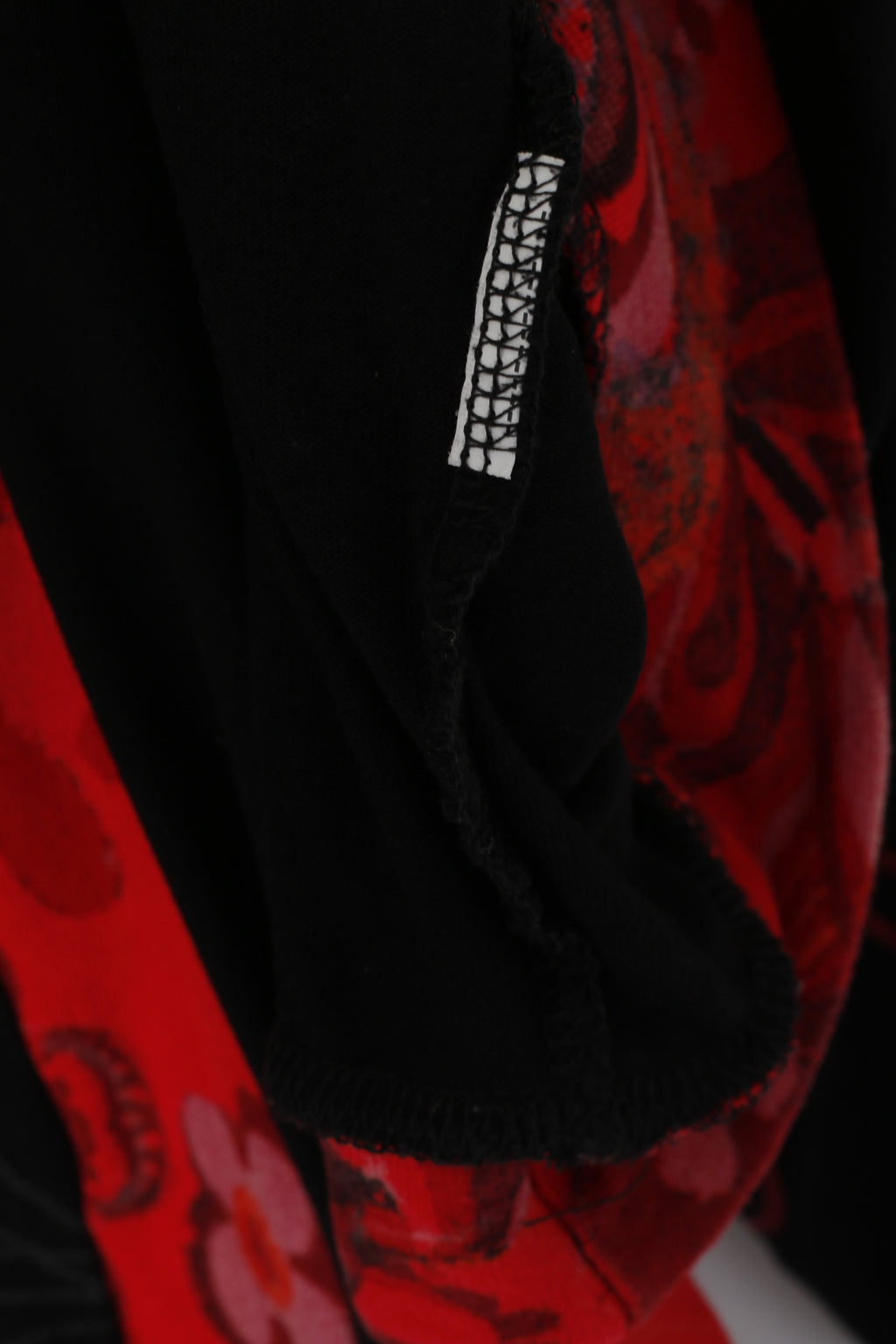 Desigual Maglia L da donna Nera Morbida maglietta oversize con stampa cuori amore a 2/3 maniche