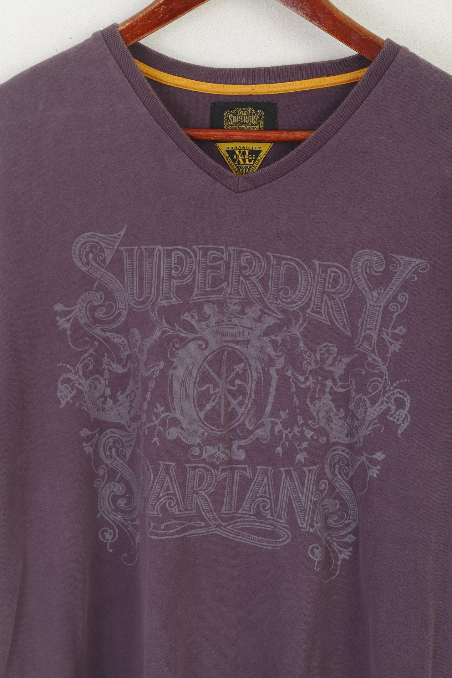 Superdry Homme XL (L) Chemise Violet Délavé Coton Graphic Spartan V Neck Top