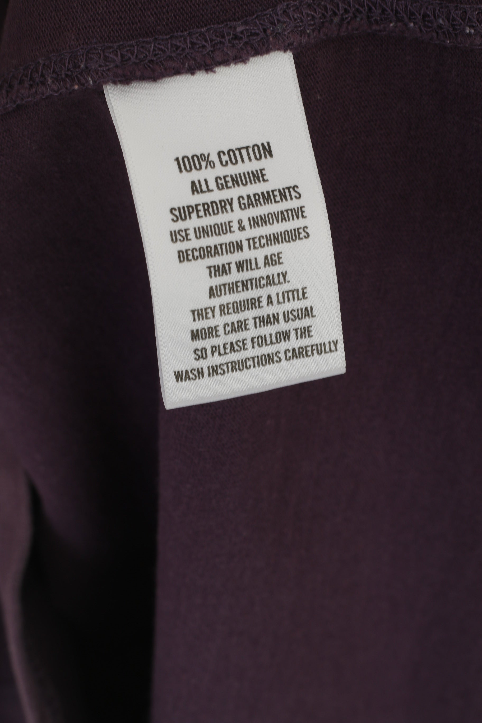 Camicia da uomo Superdry XL (L) Top con scollo a V spartano con grafica in cotone sbiadito viola