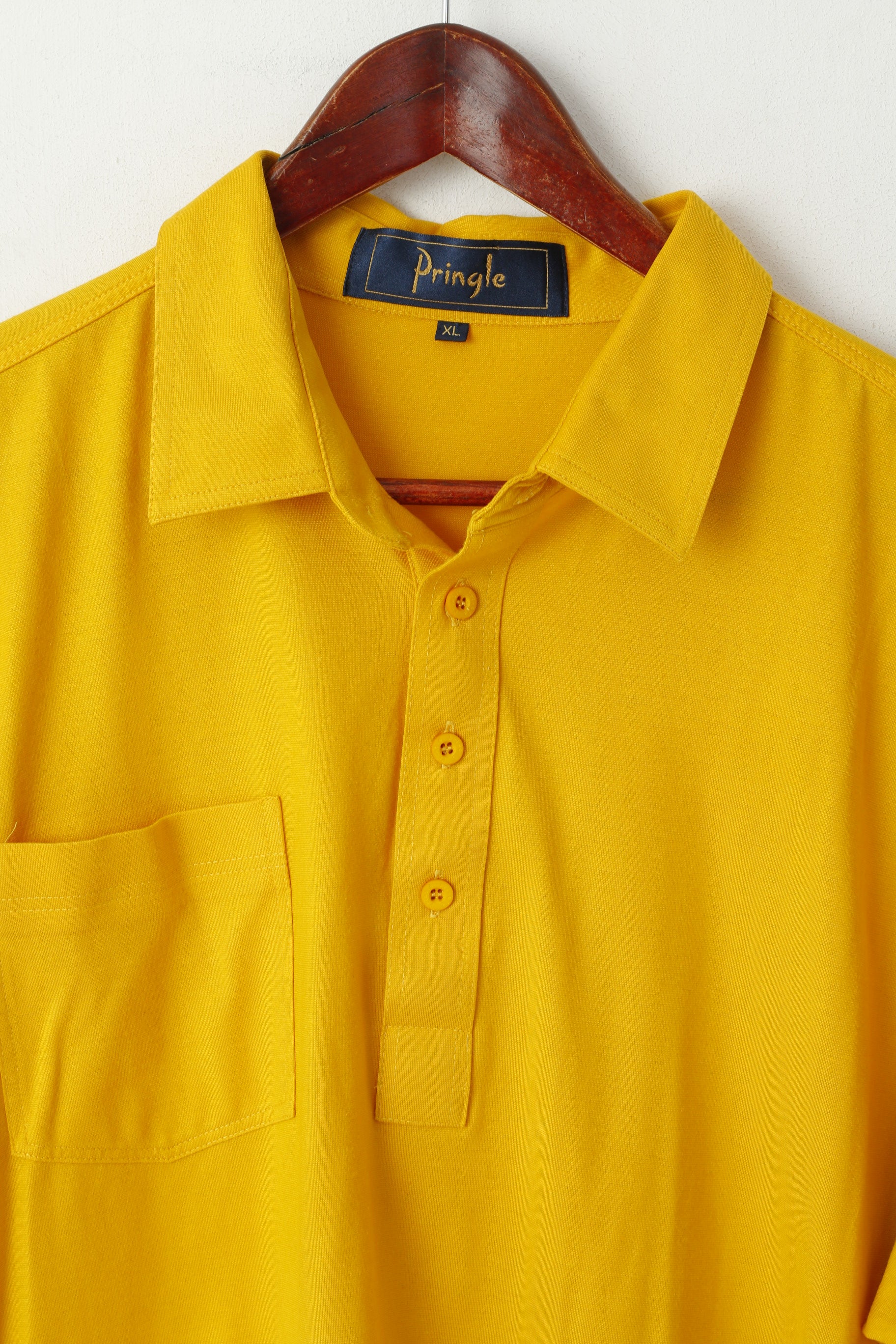 Polo Pringle XL da uomo con dettagli in cotone senape e bottoni 
