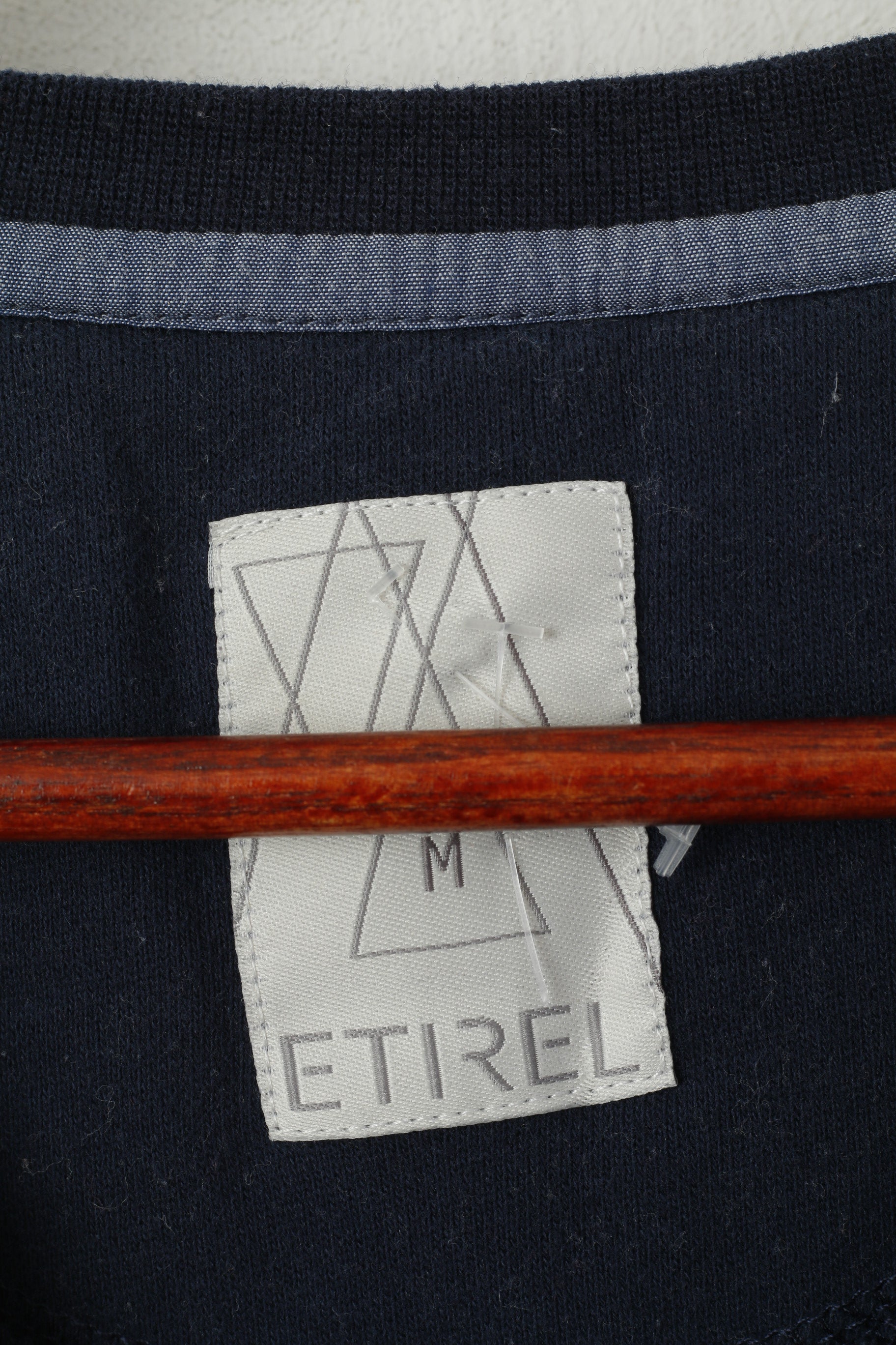 Felpa Etirel da donna M. Top girocollo morbido con grafica Sailin in cotone blu scuro