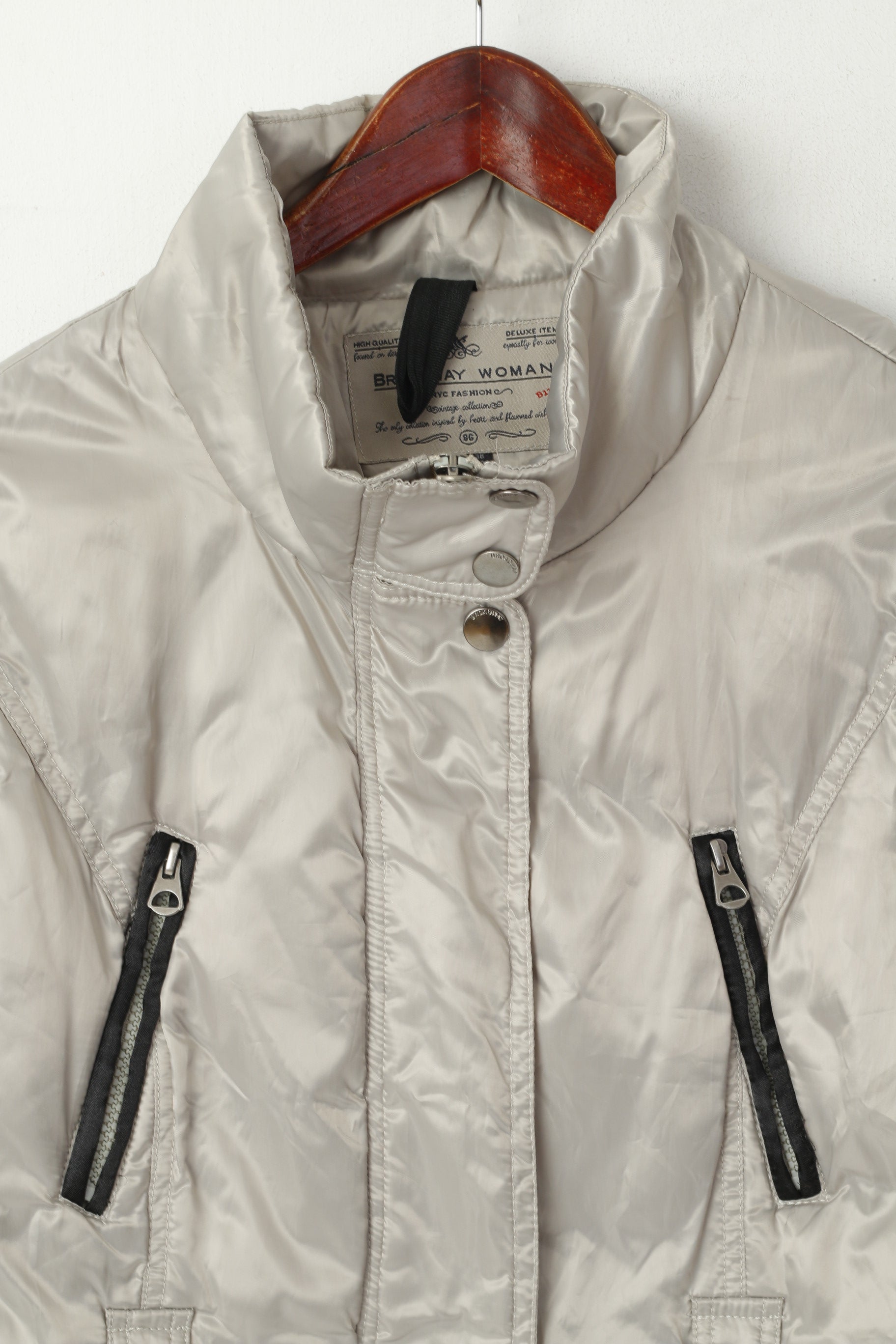 Broadway – veste argentée rembourrée et brillante pour femme, haut décontracté avec fermeture éclair complète, 38 M
