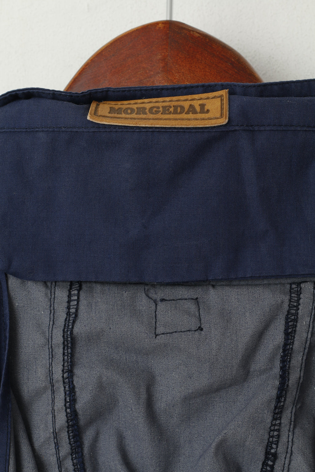 AXXESS Norway Men L Jacket Red Outdoor Vintage Full Zipper Hooded Morgedal Top