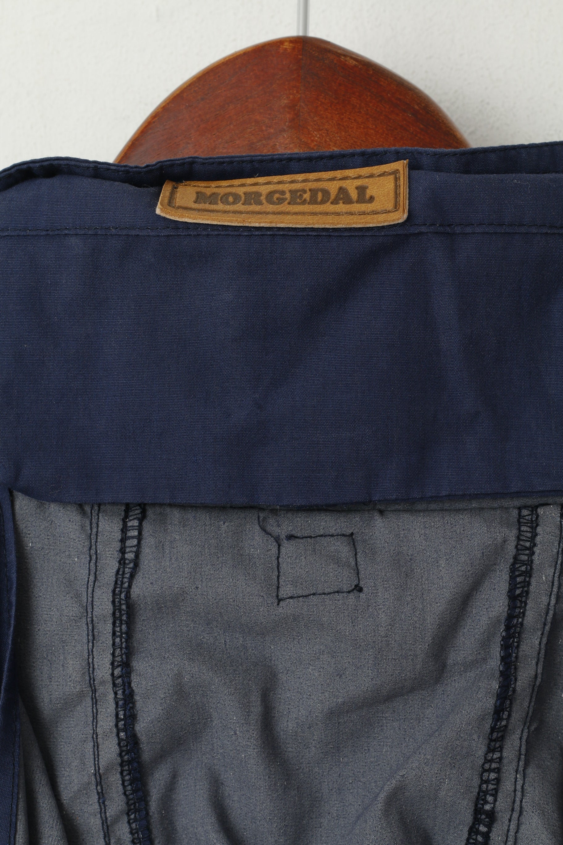 AXXESS Norway Men L Jacket Red Outdoor Vintage Full Zipper Hooded Morgedal Top