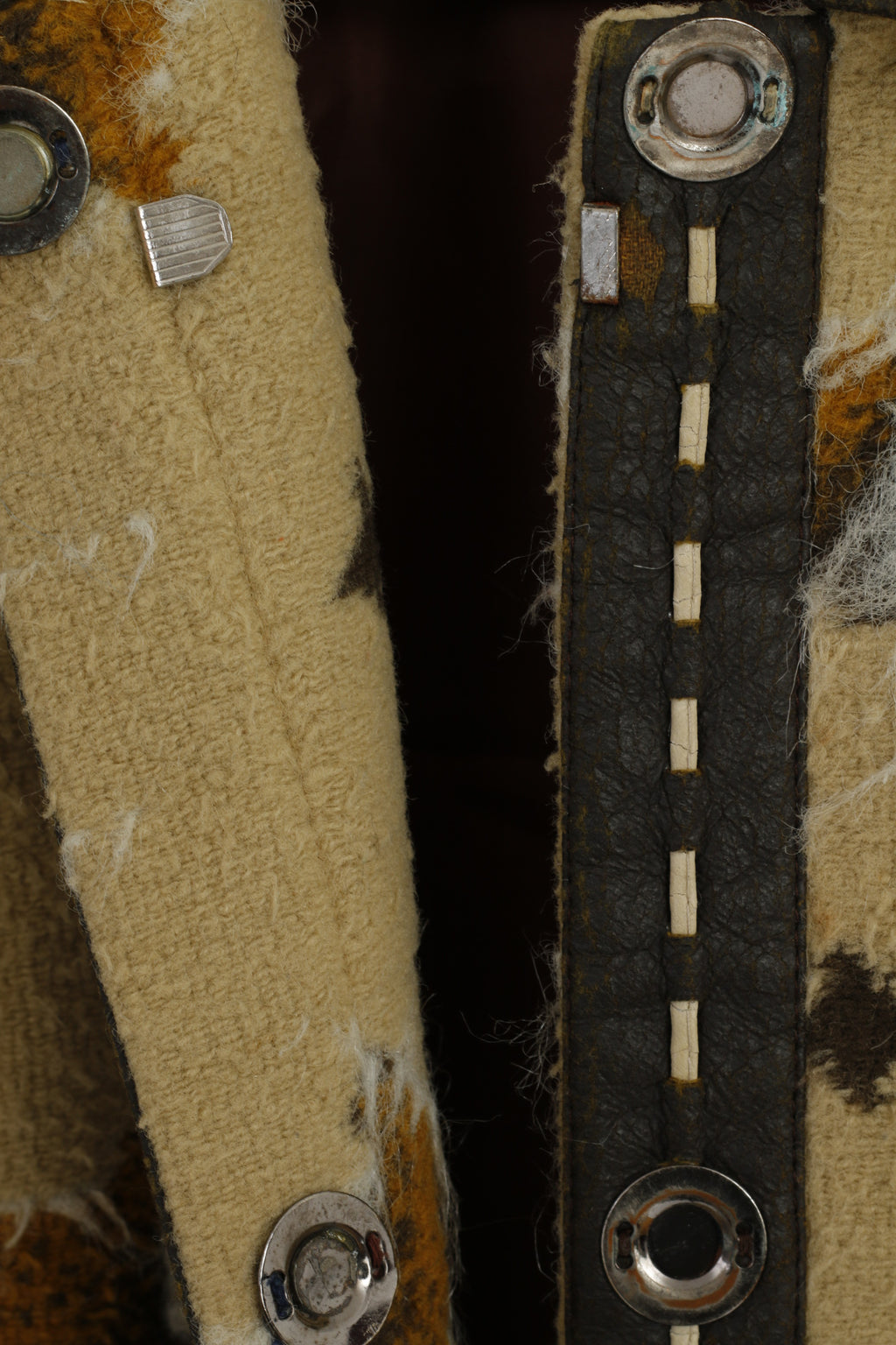 Classic Style Women S Coat Beige Vintage Magnesium Clasp Patterned Retro Top