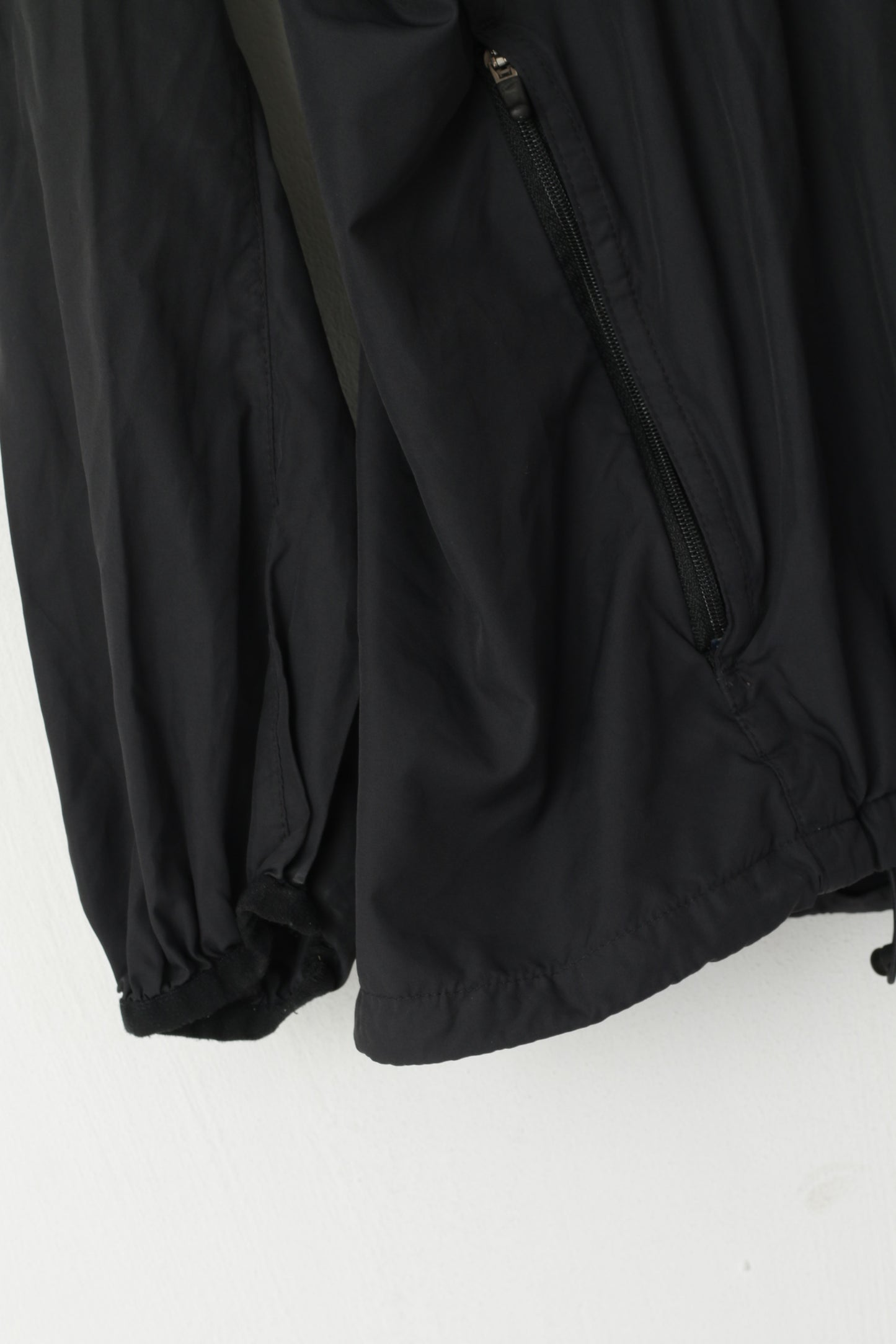 Nike Men L (M) Jacket Black Run Lightweight Activewear Breathable Zip Up Top