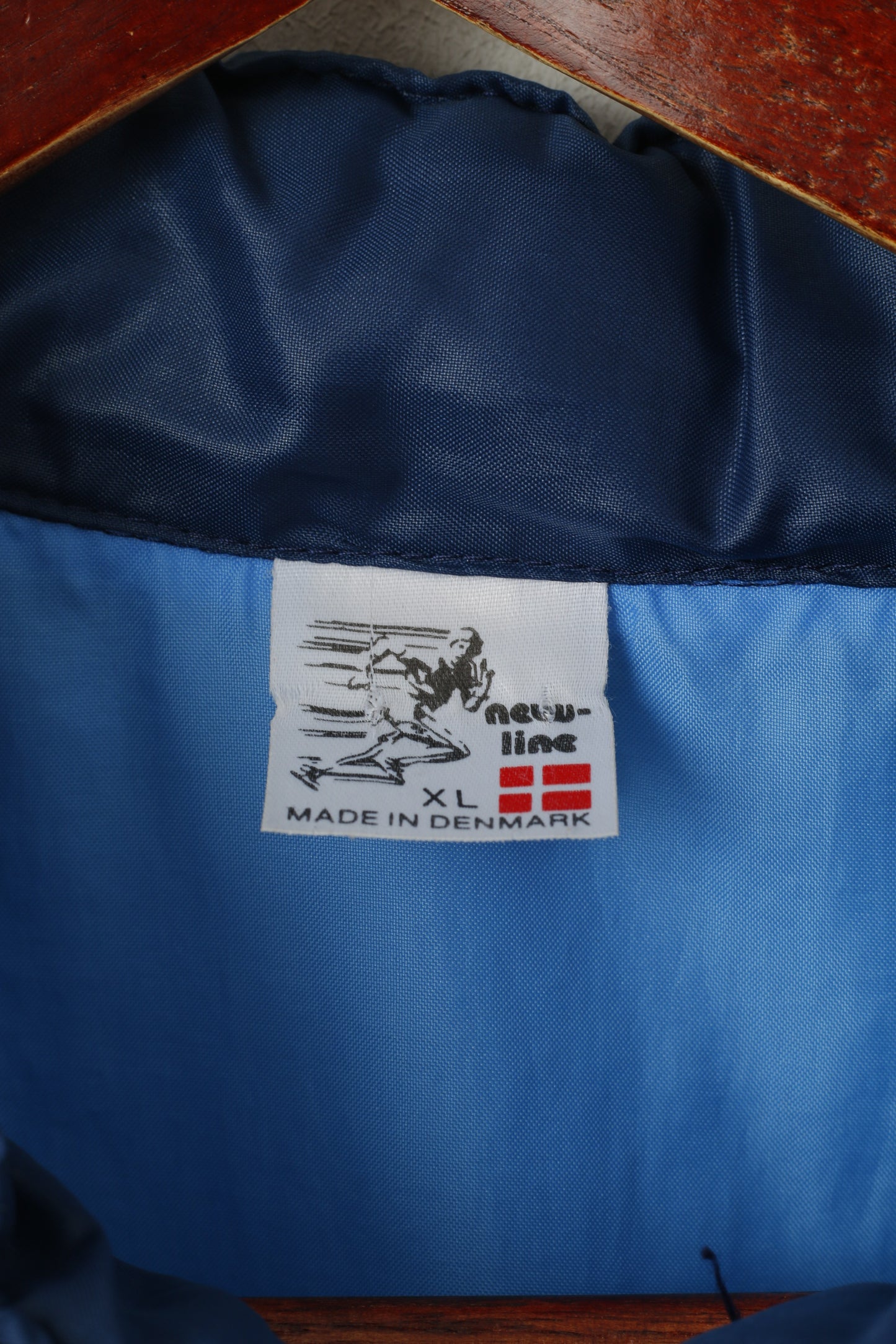 New Line Men  XL Jacket Blue Nylon Denmark Sportswear Full Zip Lightweight Top
