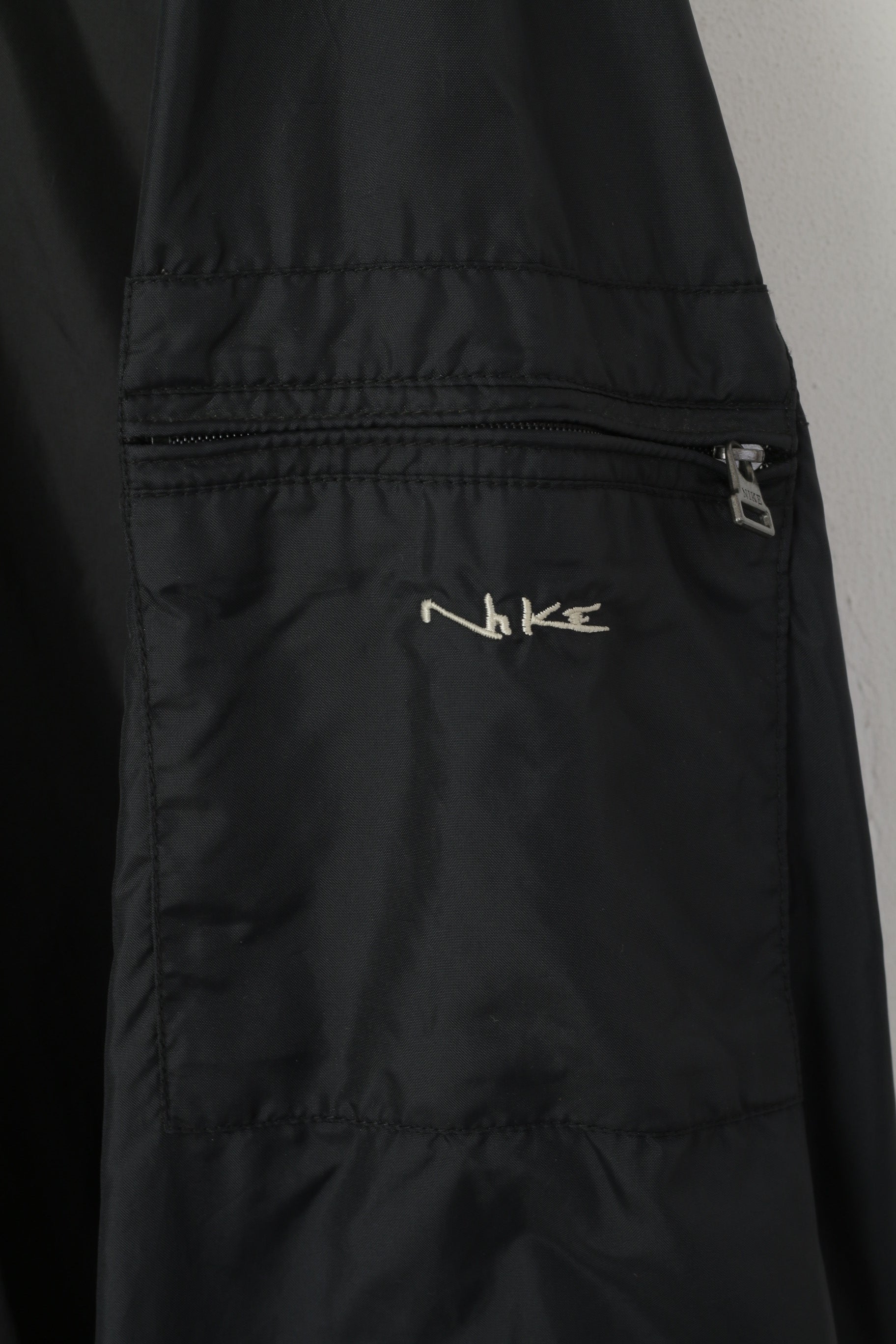 Nike Homme L 183 Veste Noir Nylon Imperméable Full Zip vintage Sportswear Top