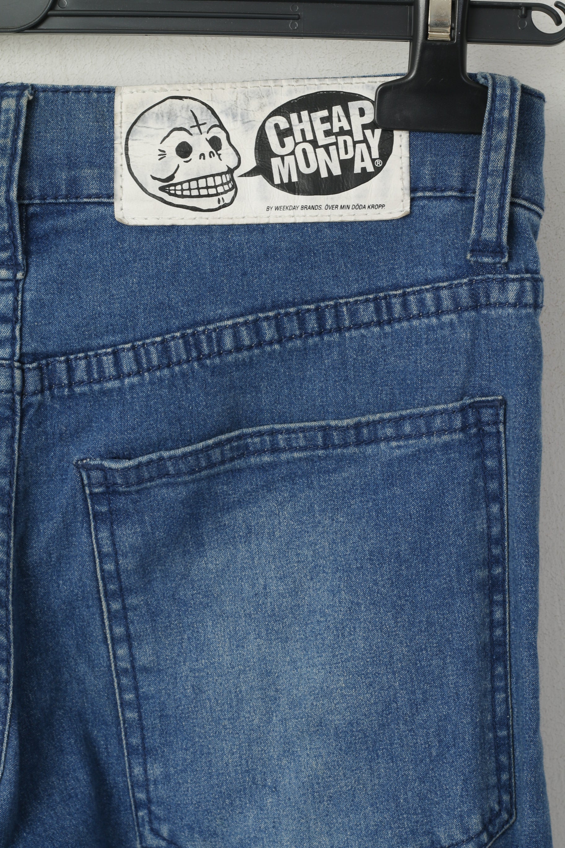 Cheap Monday Femme 28 Jenas Pantalon Skinny En Denim Serré En Coton Bleu