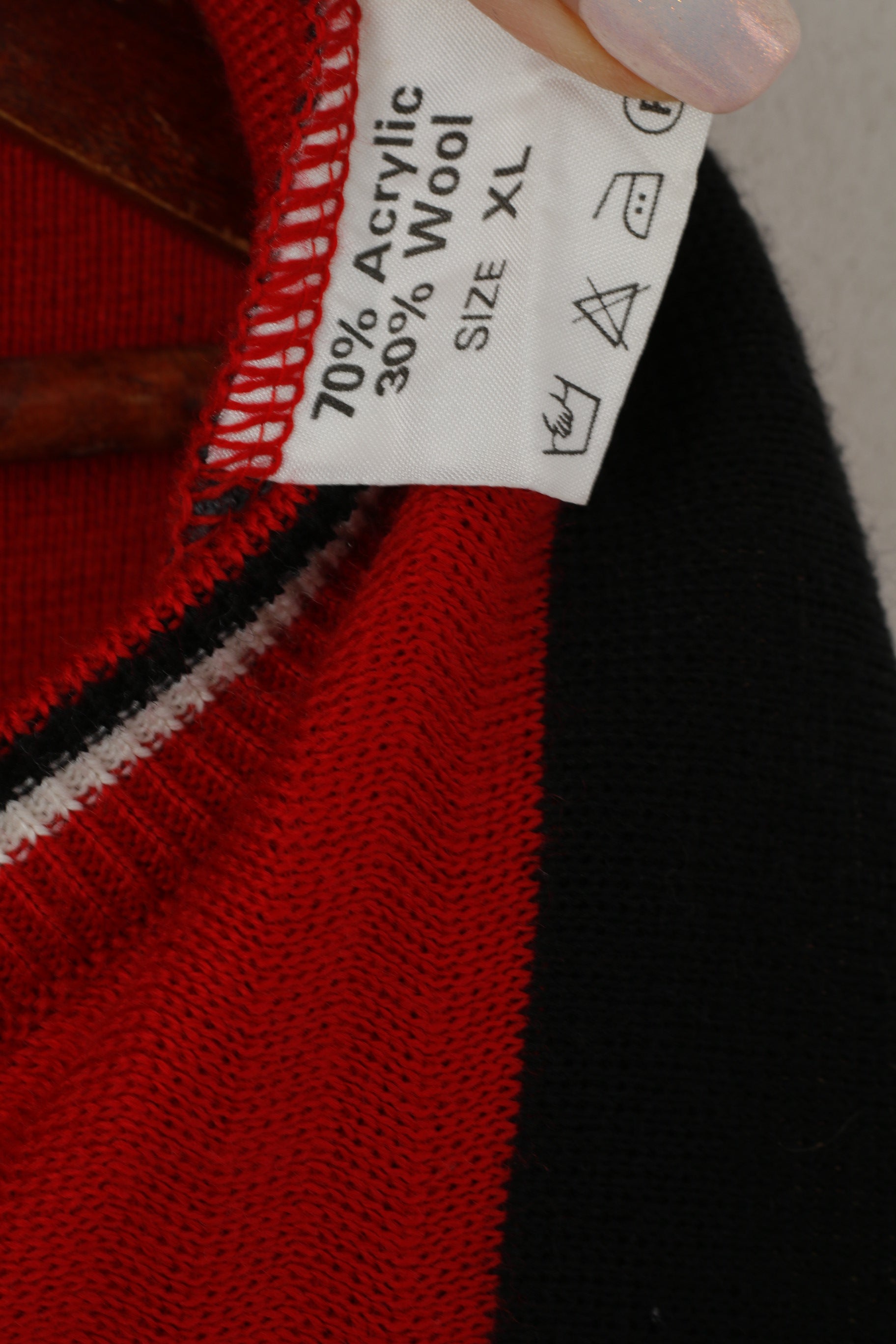 Gabicci Homme XL Pull Rouge Vintage Laine Col V Rayé Rétro Pull
