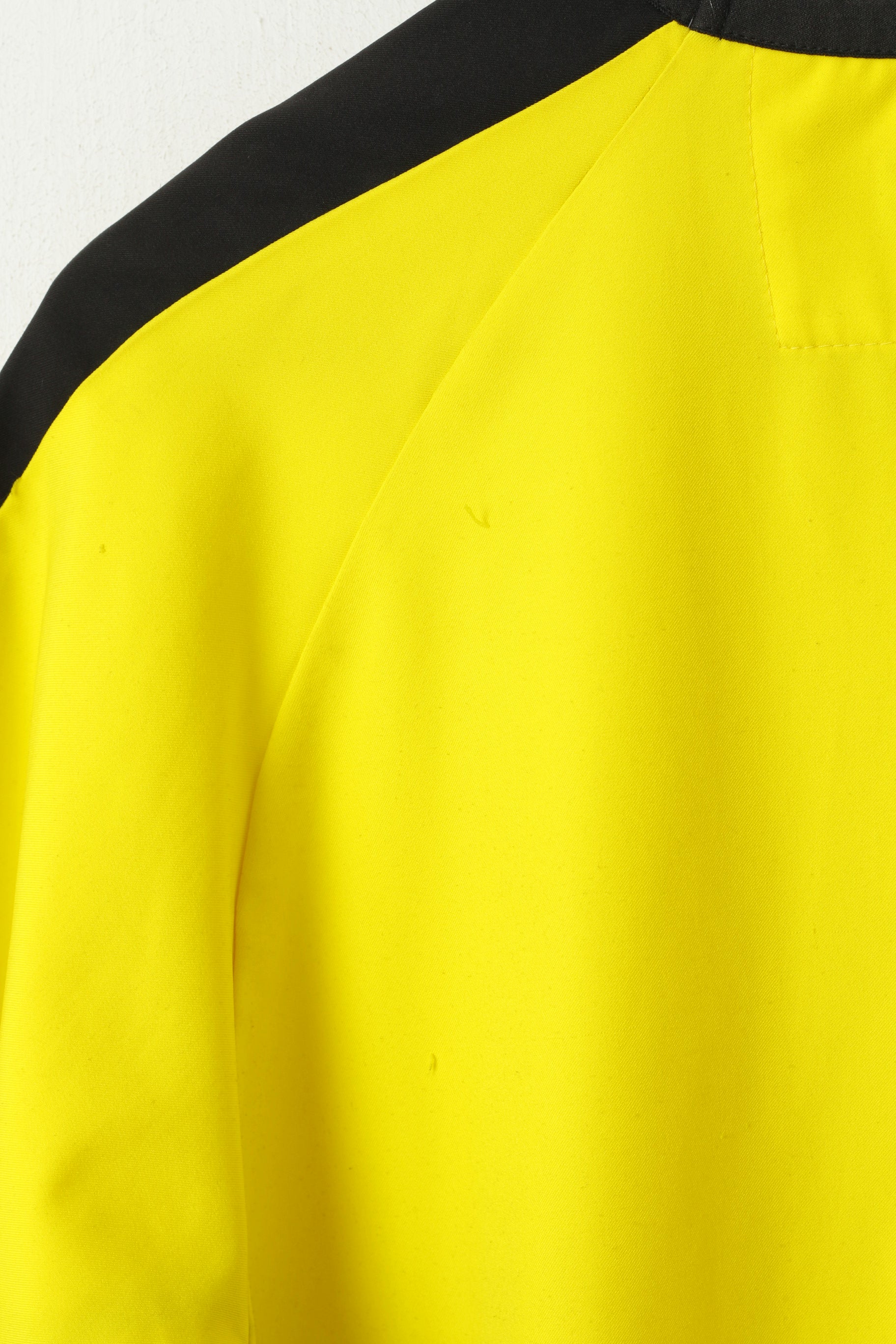 Diadora Youth JXL 14 Age Shirt Yellow Aston Villa Football Club Jersey Sport Top