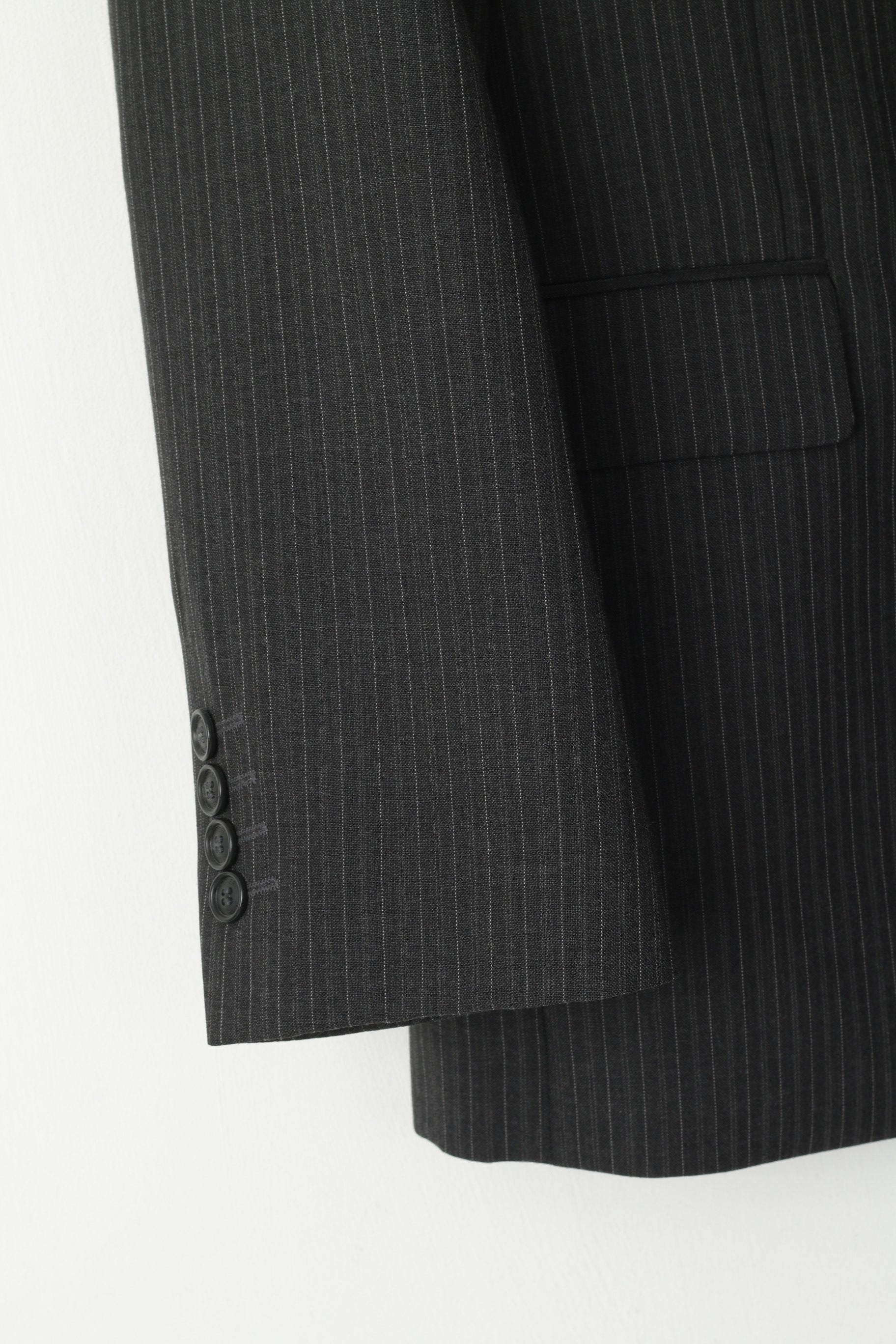 Jaeger Men 42 Blazer Dark Gray Striped Wool Single Breasted Regular Jacket