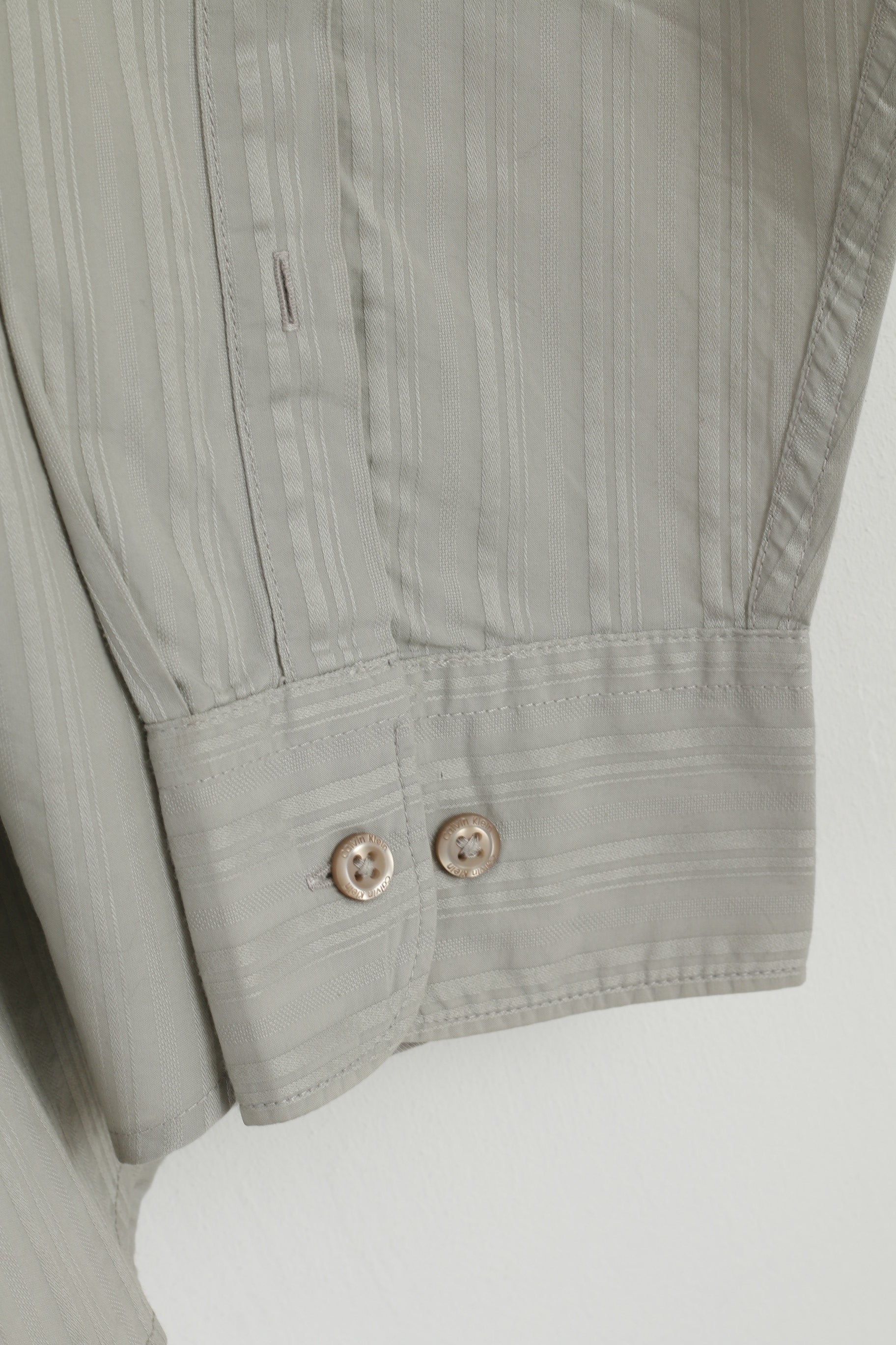 Calvin Klein Men XL Casual Shirt Grey Slim Fit Cotton Striped Emroidered Long Sleeve Top