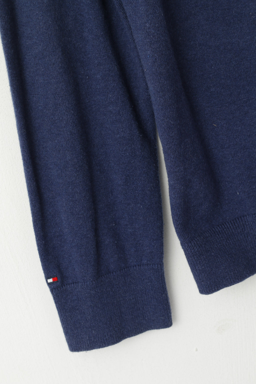 Tommy Hilfiger Men XL (M) Jumper Navy Cotton V Neck Soft Stretch Plain Sweater