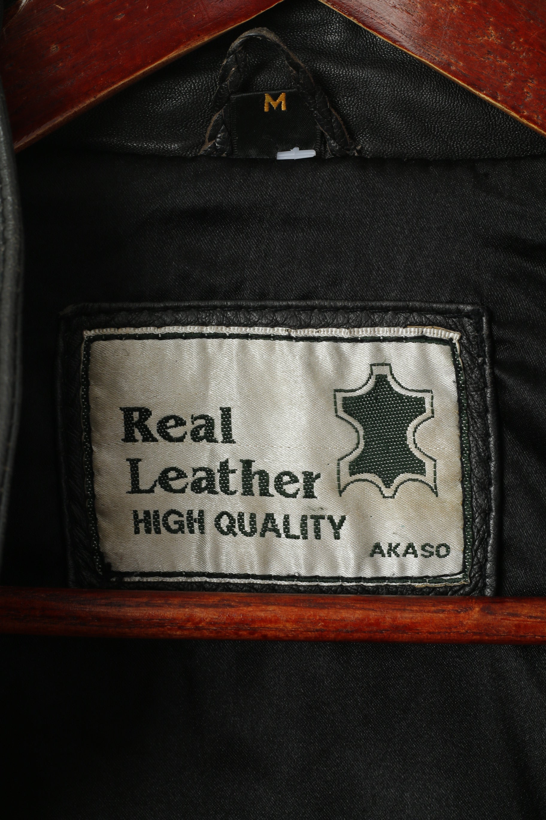 Giacca Akaso da donna M. Top con maniche raglan e imbottiture vintage in pelle nera