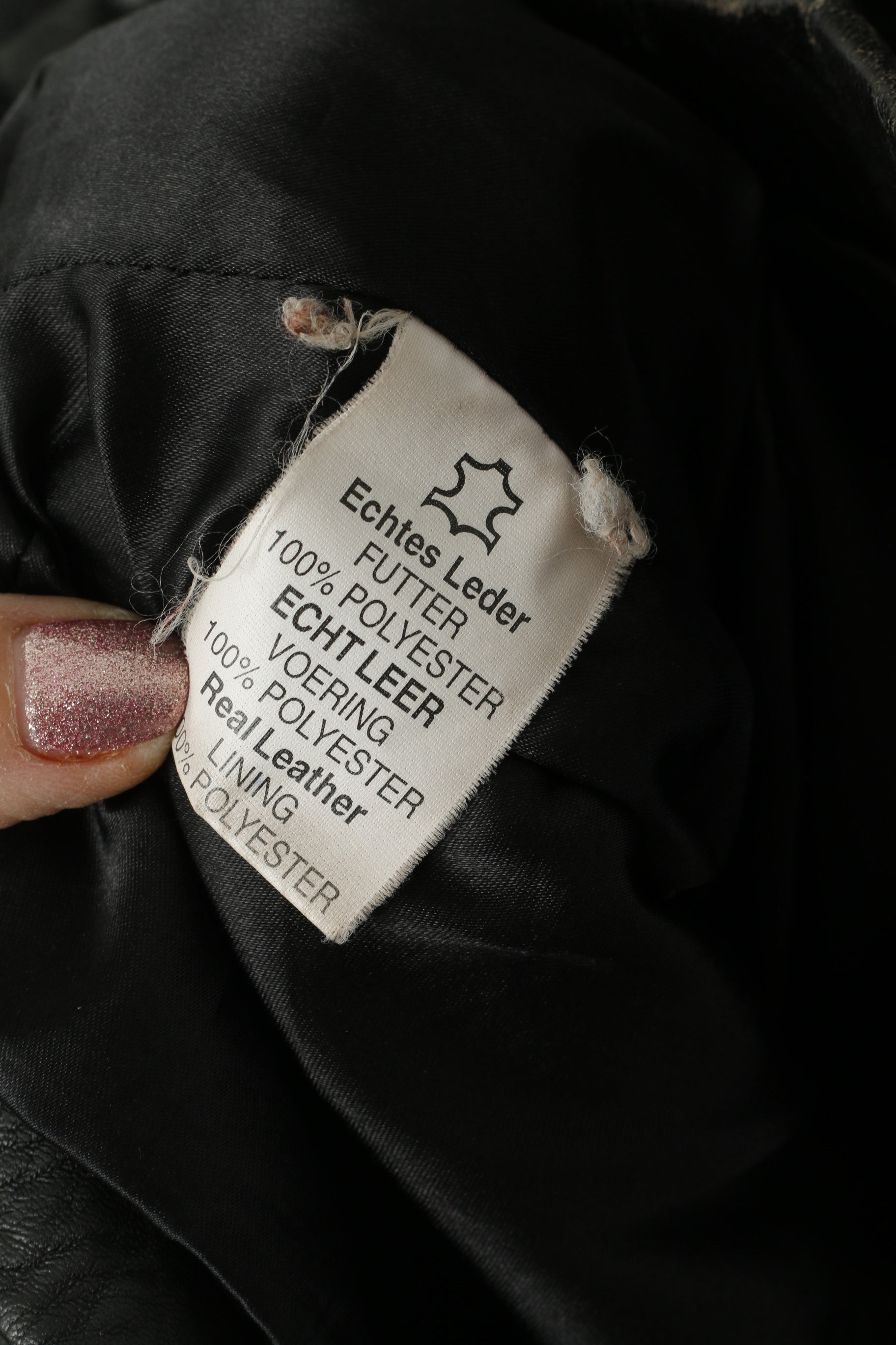 Giacca Akaso da donna M. Top con maniche raglan e imbottiture vintage in pelle nera